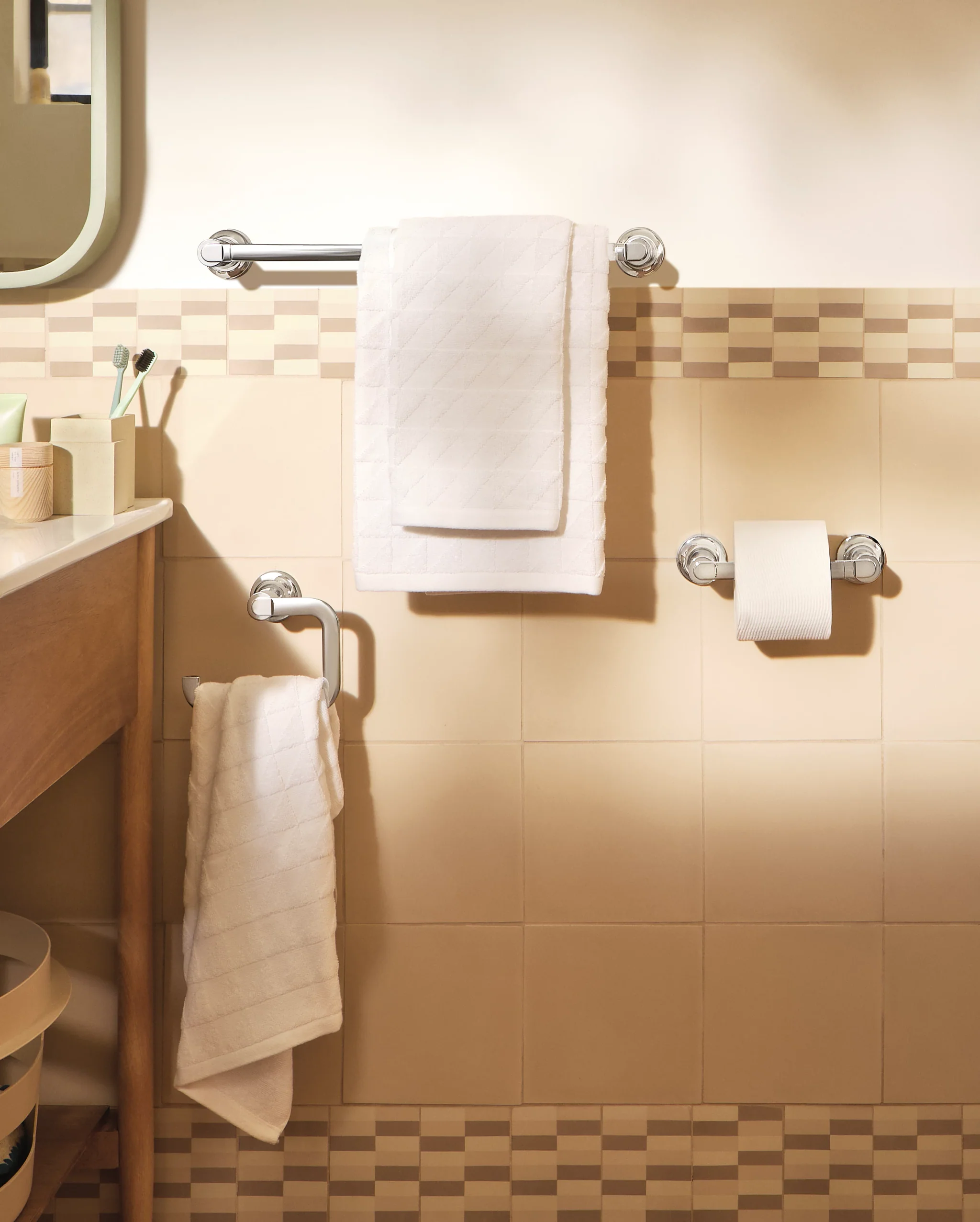 3460-Zyla-Chrome-pivoting-paper-holder-towel-bar-towel-ring-7.webp Zyla Chrome pivoting paper holder towel bar towel ring
