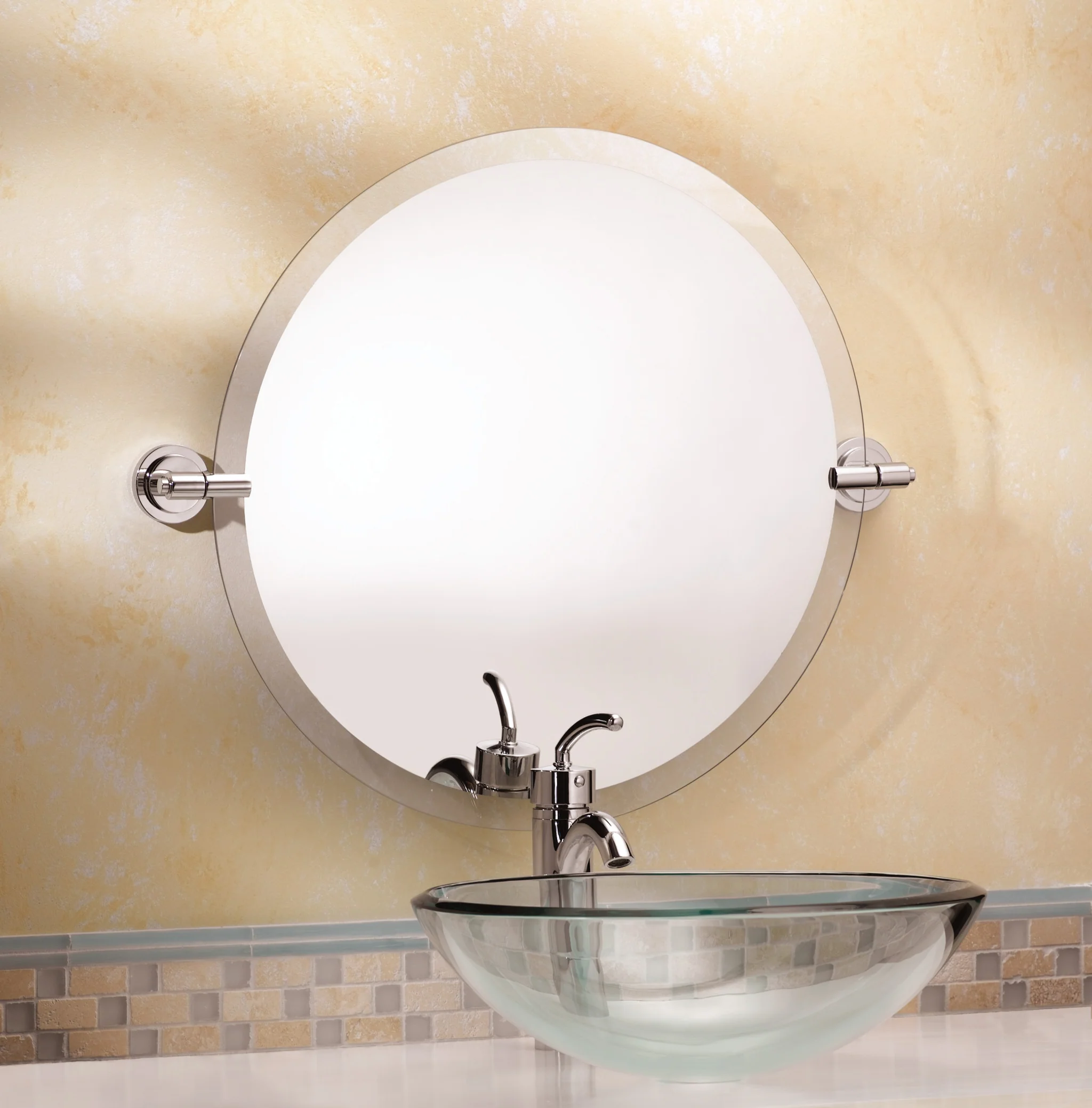 3529-Iso-24-Round-Mirror-10.webp Iso 24" Round Mirror