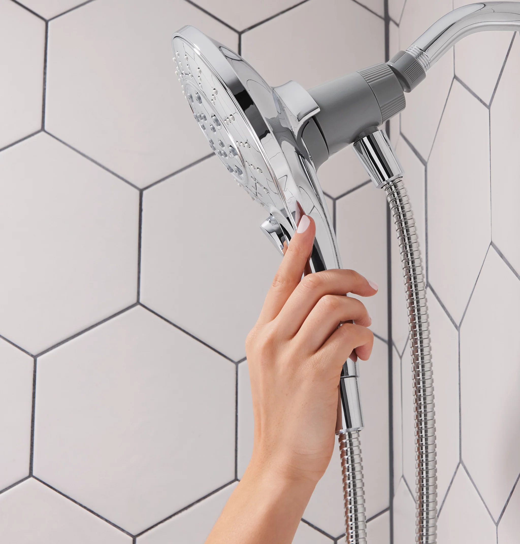 3637-Engage-Six-Function-5-1-2-Diameter-Spray-Head-Handheld-Shower-21.webp Engage Six-Function 5 1/2" Diameter Spray Head Handheld Shower