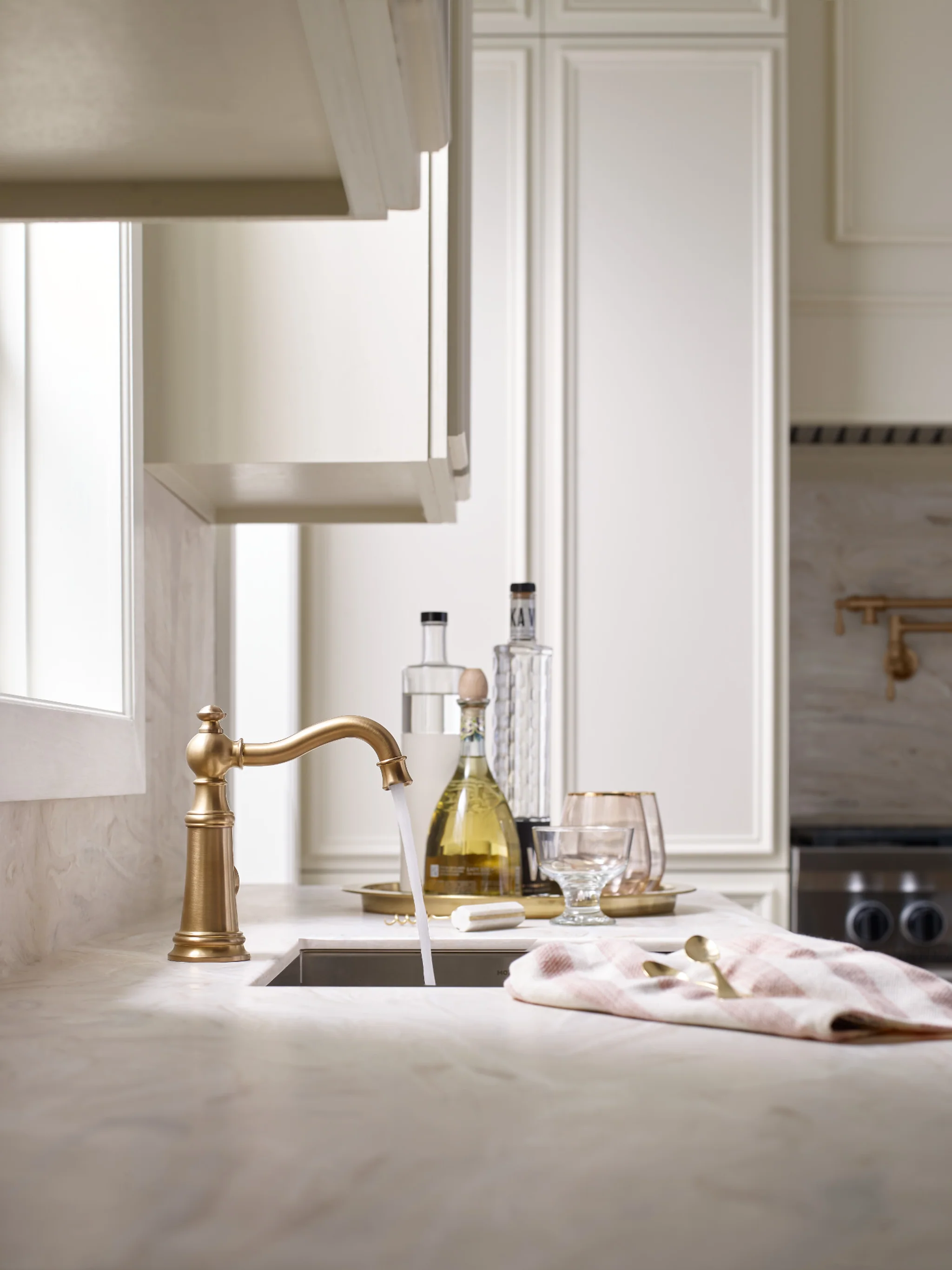 3877-Weymouth-One-Handle-High-Arc-Bar-Faucet-9.webp Weymouth One-Handle High Arc Bar Faucet