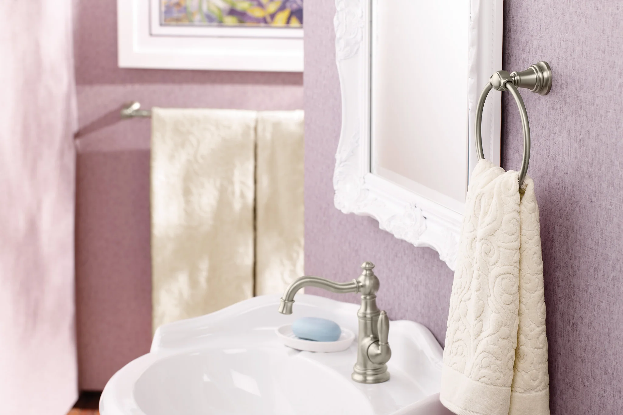 3941-Weymouth-18-Towel-Bar-17.webp Weymouth 18" Towel Bar