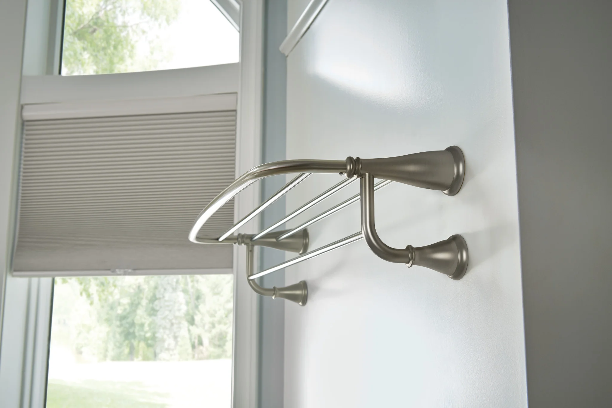 4157-Banbury-24-Towel-Bar-With-Shelf-4.webp Banbury 24" Towel Bar With Shelf