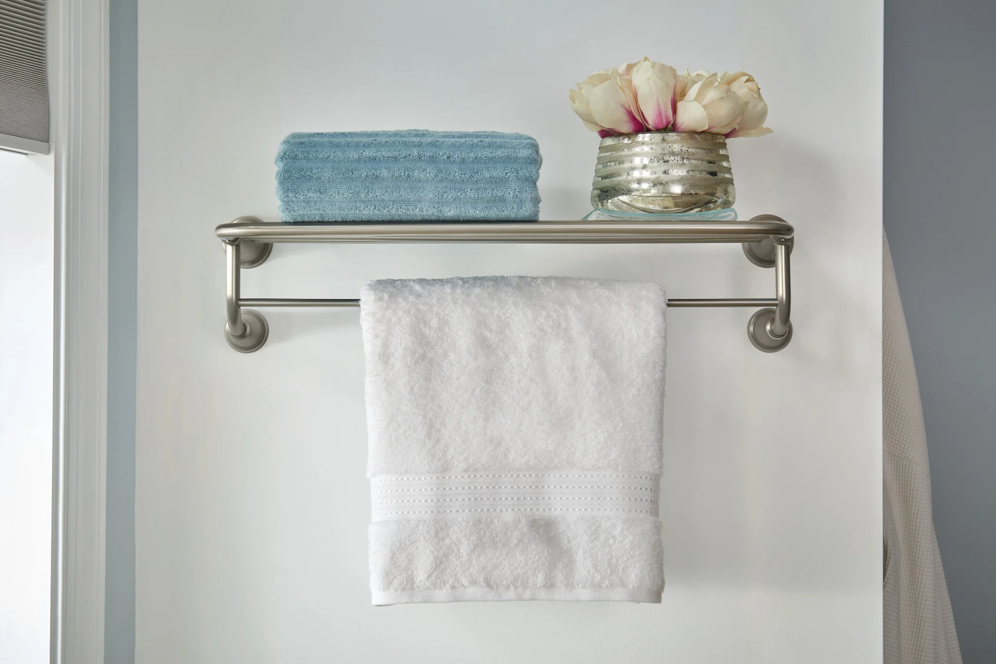 4157-Banbury-24-Towel-Bar-With-Shelf-6.webp Banbury 24" Towel Bar With Shelf