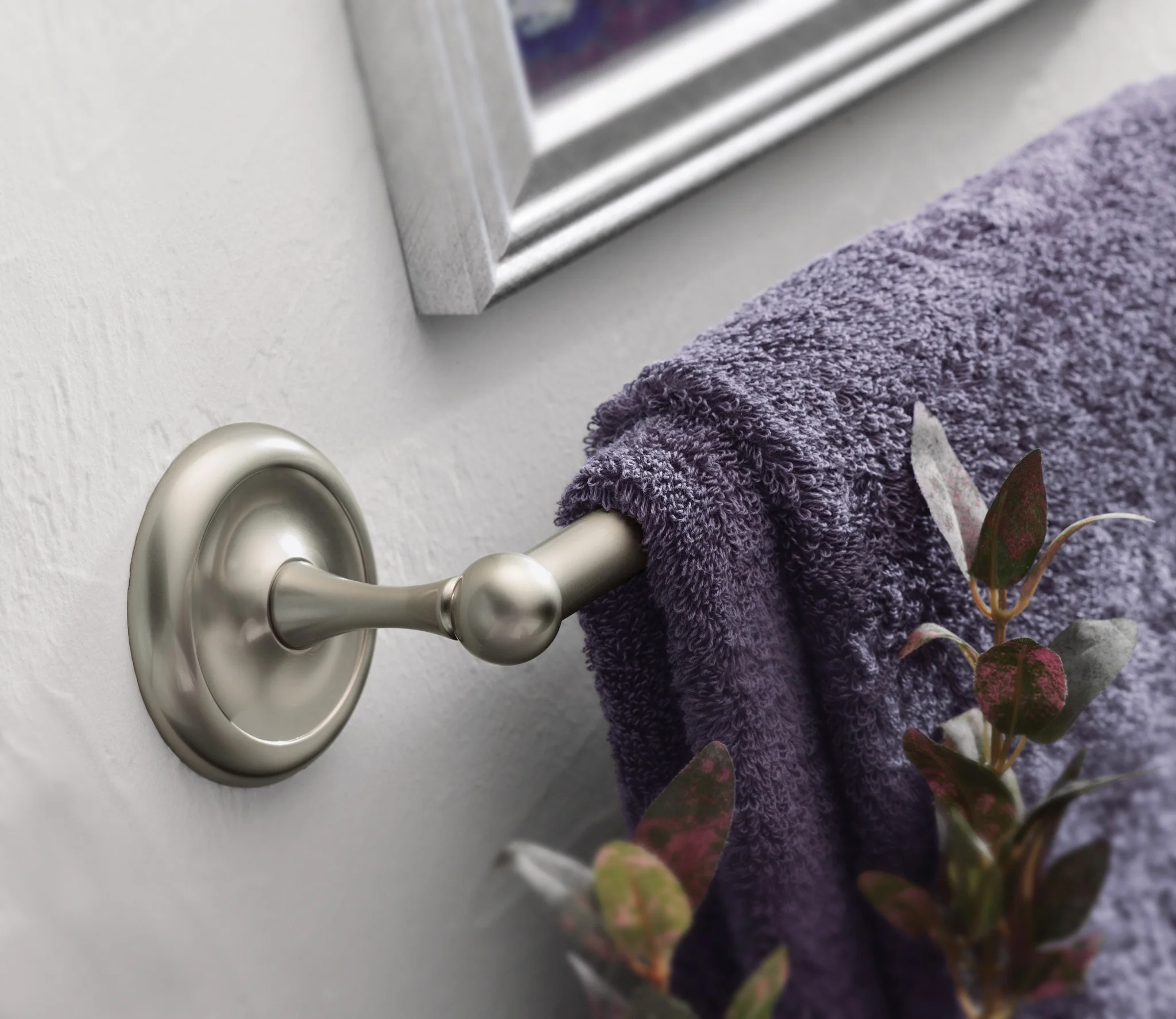 4210-Yorkshire-Satin-nickel-18-Towel-Bar-6.webp Yorkshire Satin nickel 18" Towel Bar