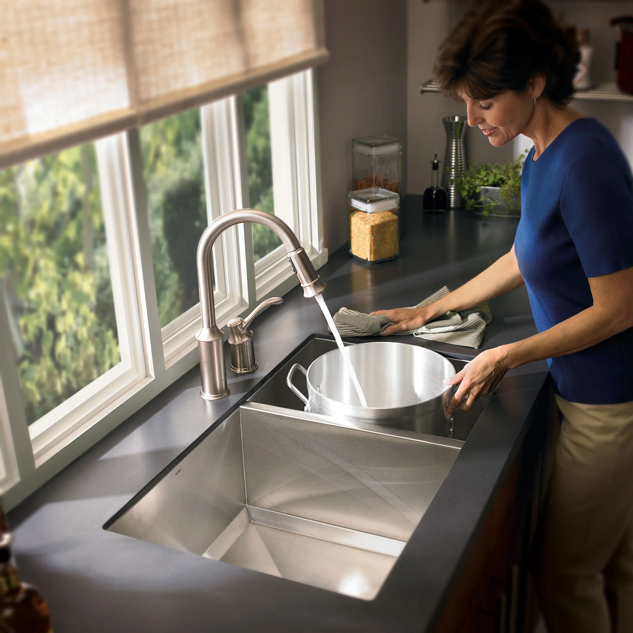 4437-Prep-34-Undermount-Double-Bowl-Sink-4.webp Prep 34" Undermount Double Bowl Sink