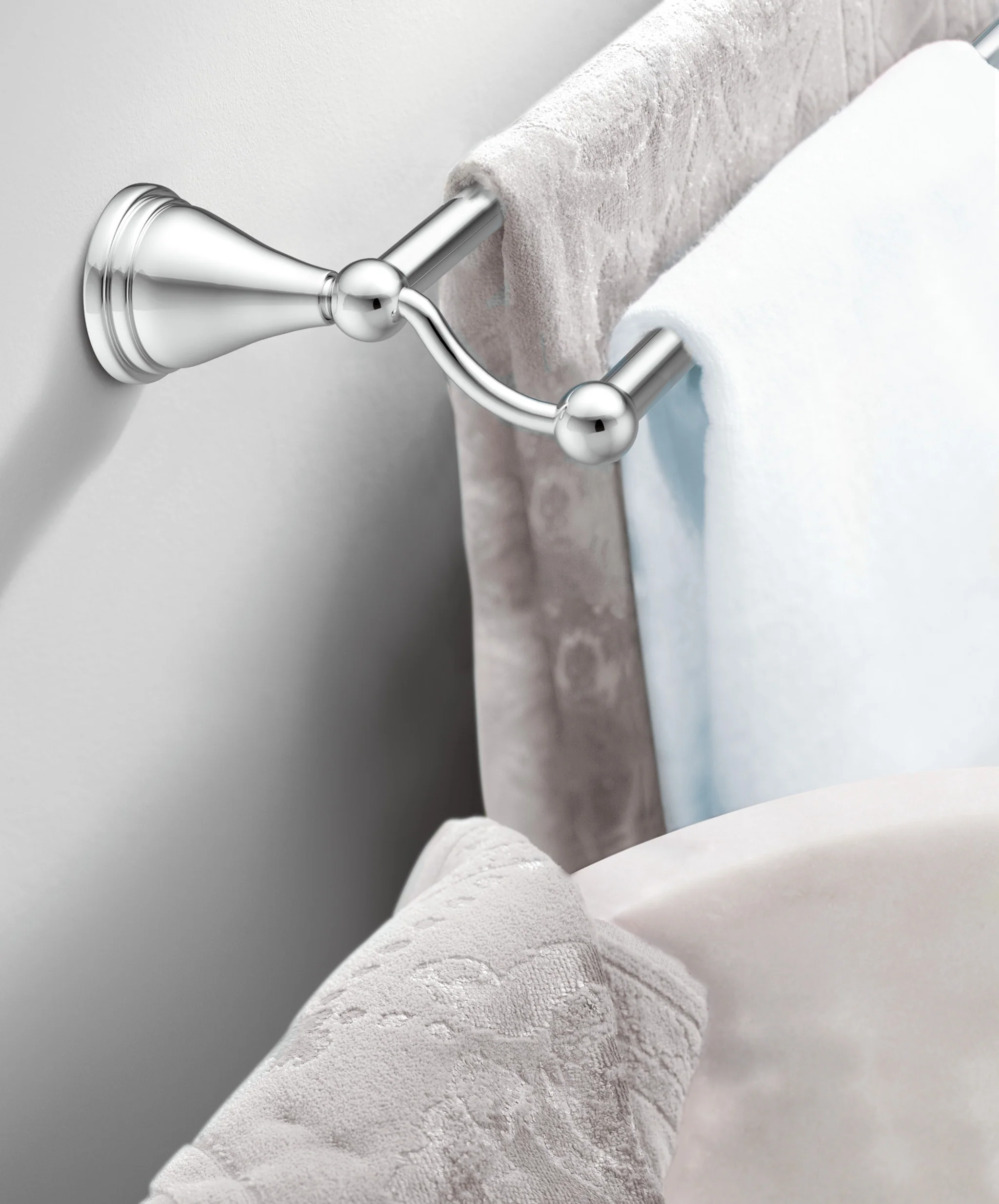 4656-Preston-Chrome-18-Towel-Bar-3.webp Preston Chrome 18" Towel Bar