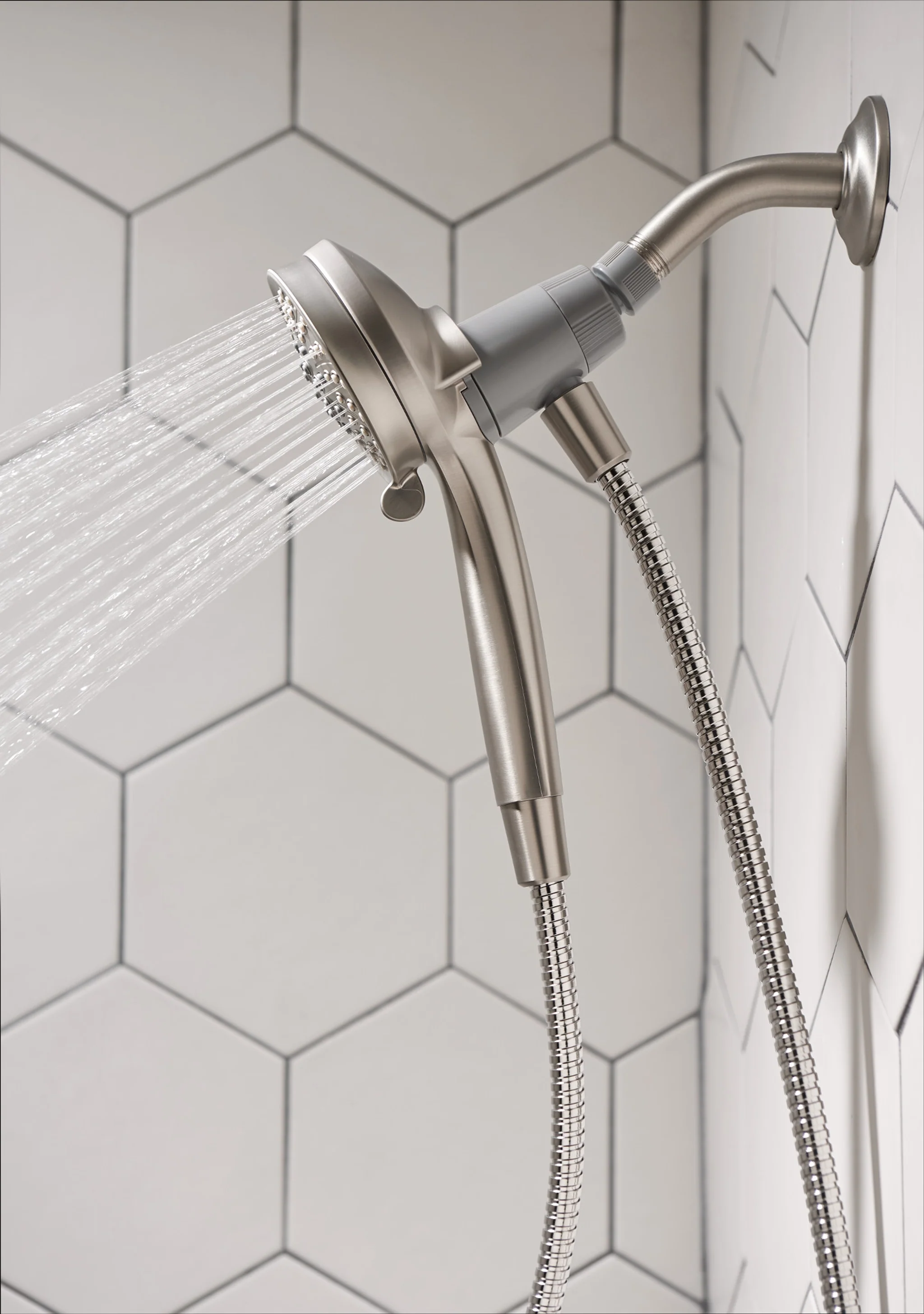 480-Attract-With-Magnetix-Handheld-Shower-3.webp Attract With Magnetix Handheld Shower
