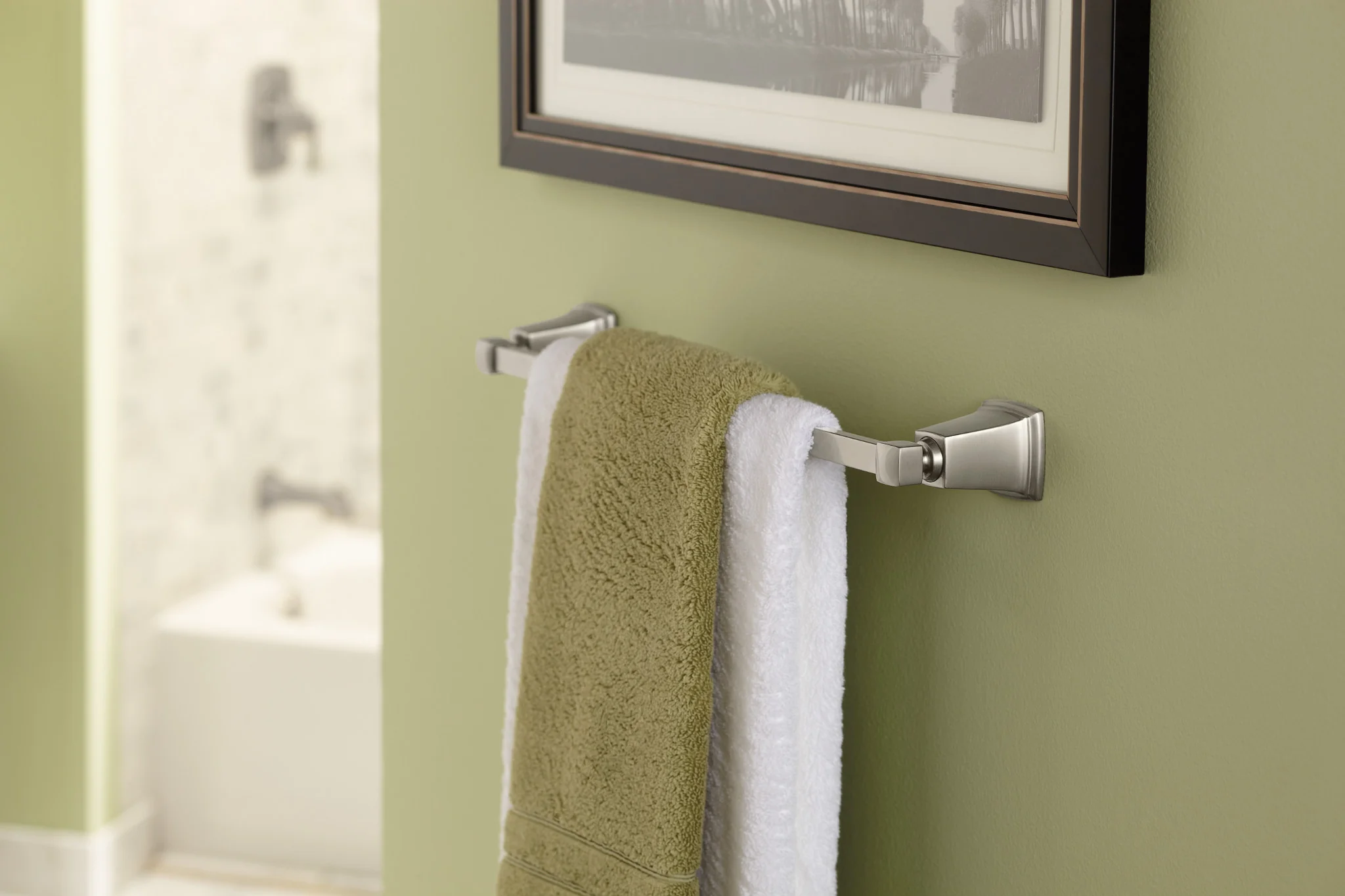 4911-Boardwalk-Chrome-18-Towel-Bar-7.webp Boardwalk Chrome 18" Towel Bar