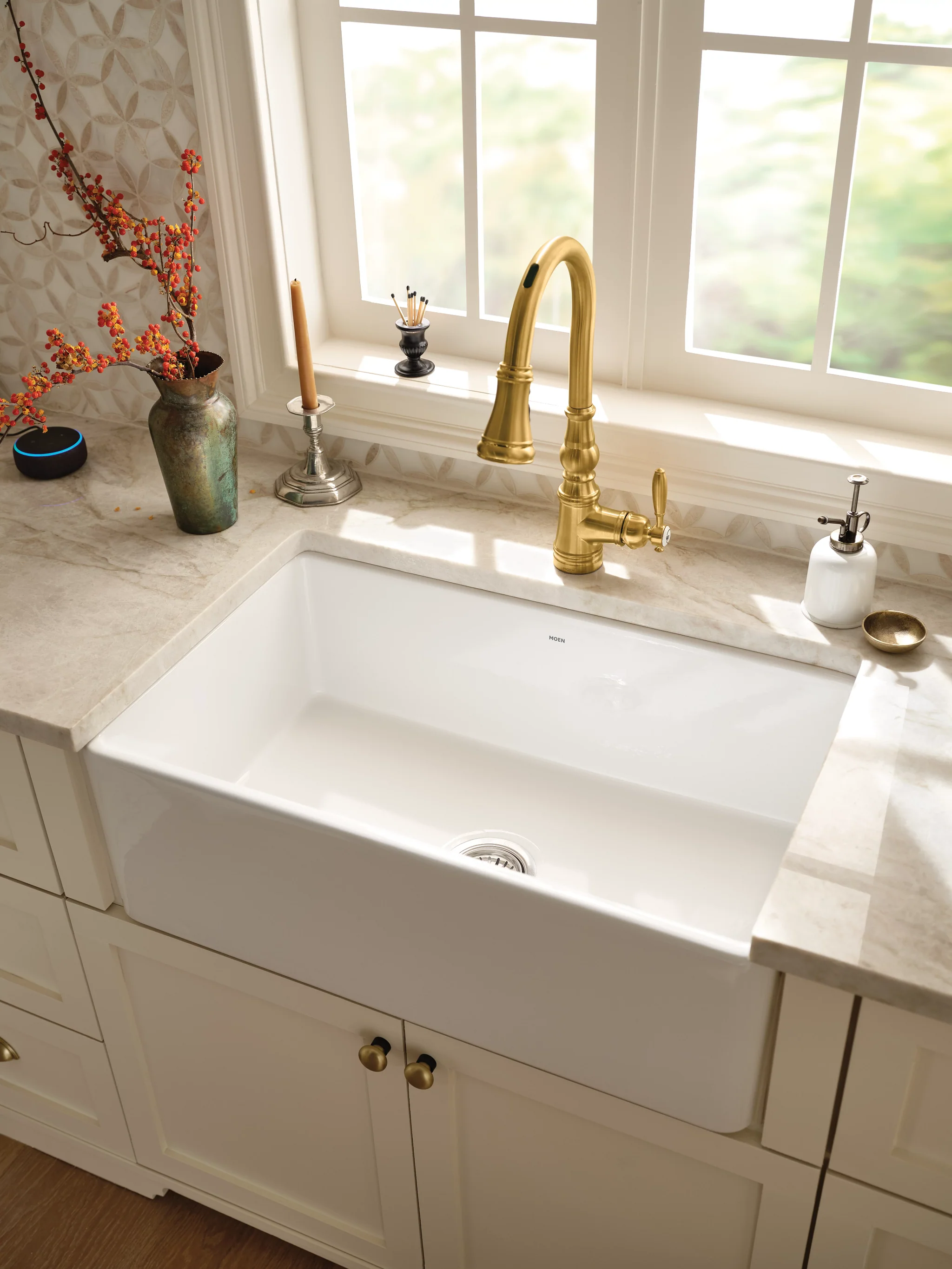4934-Host-33-Fireclay-Undermount-Apron-Front-Single-Bowl-Sink-5.webp Host 33" Fireclay Undermount Apron Front Single Bowl Sink
