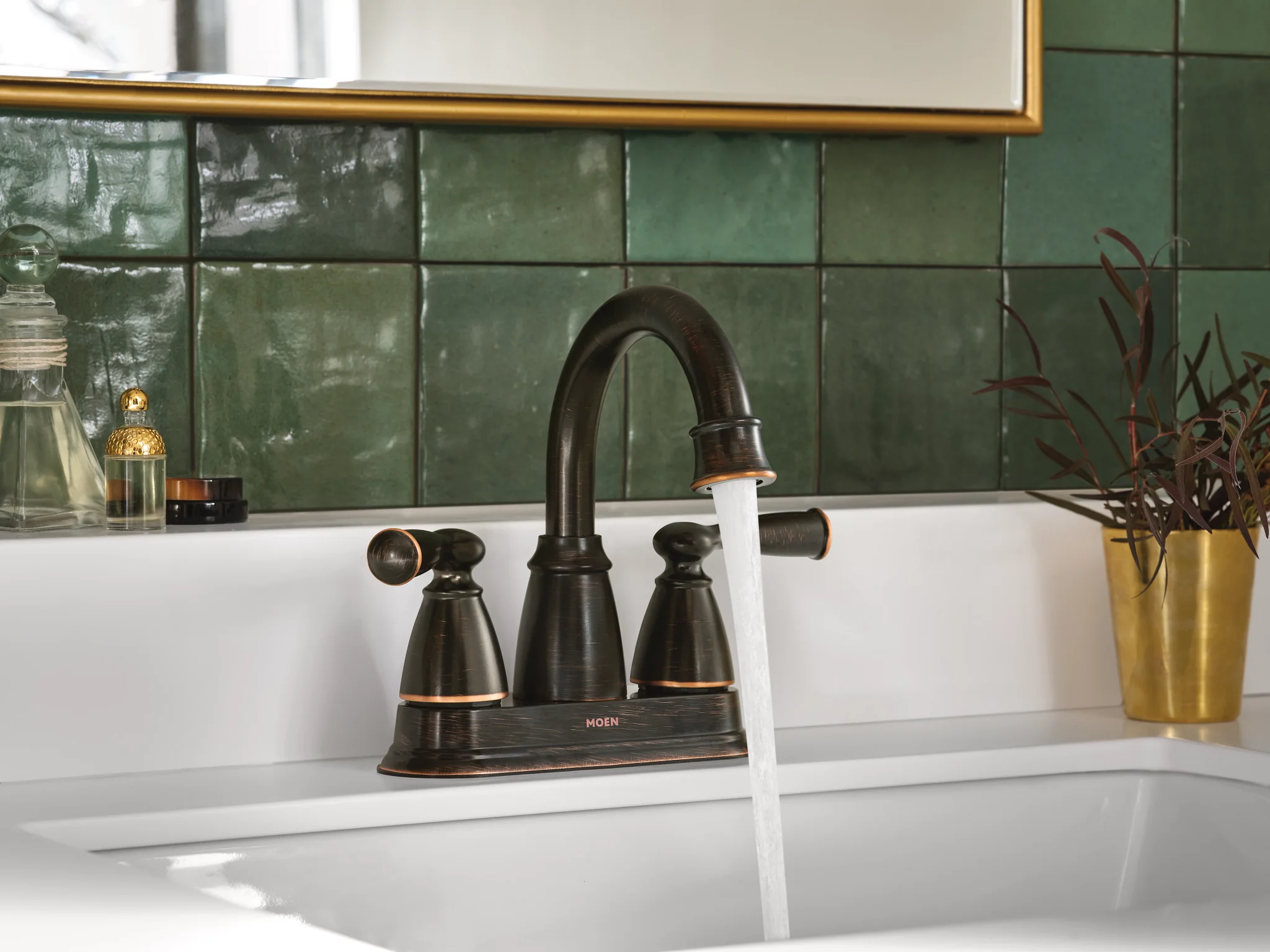 494-Banbury-Two-handle-Centerset-Bathroom-Sink-Faucet-22.webp Banbury Two-handle Centerset Bathroom Sink Faucet