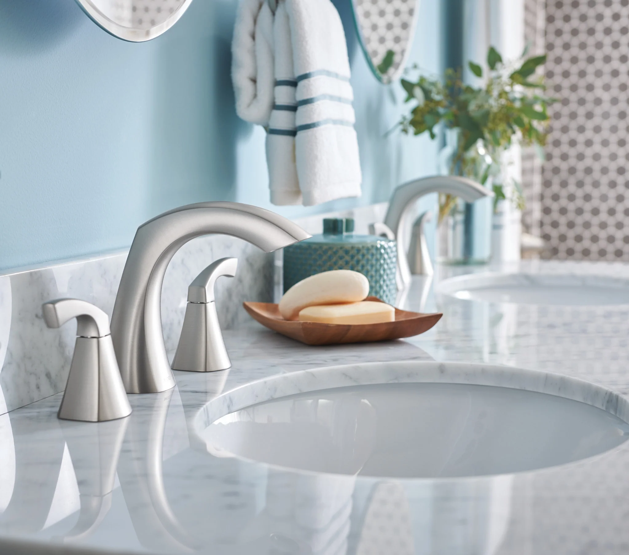 505-Lindor-Two-Handle-Widespread-Bathroom-Sink-Faucet-12.webp Lindor Two-Handle Widespread Bathroom Sink Faucet