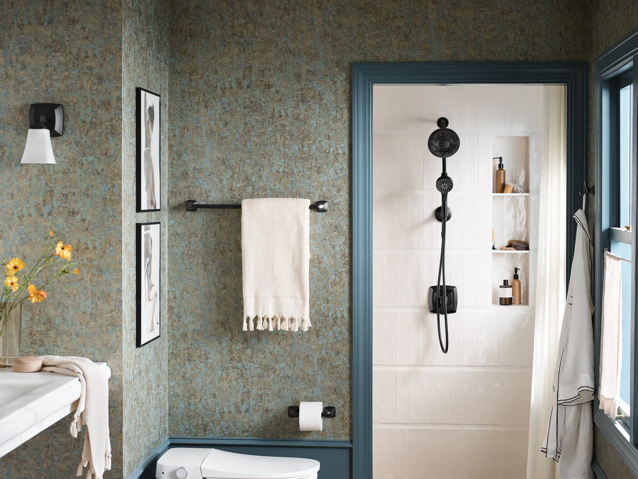 518-Engage-Six-Function-5-1-2-Diameter-Showerhead-with-Handshower-15.webp Engage Six-Function 5 1/2" Diameter Showerhead with Handshower