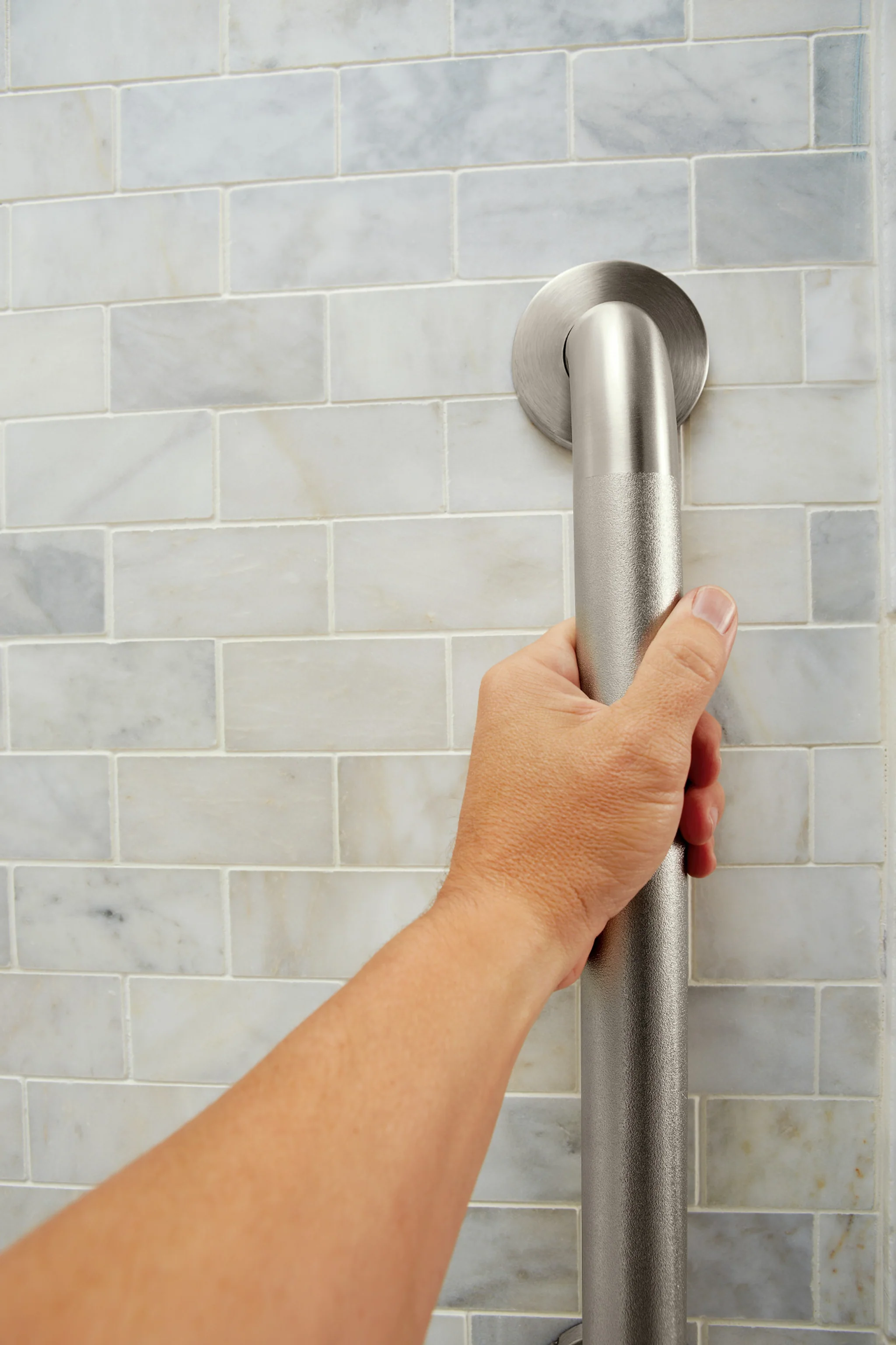 5245-Moen-Home-Care-Polished-brass-48-grab-bar-4.webp Moen Home Care Polished brass 48" grab bar
