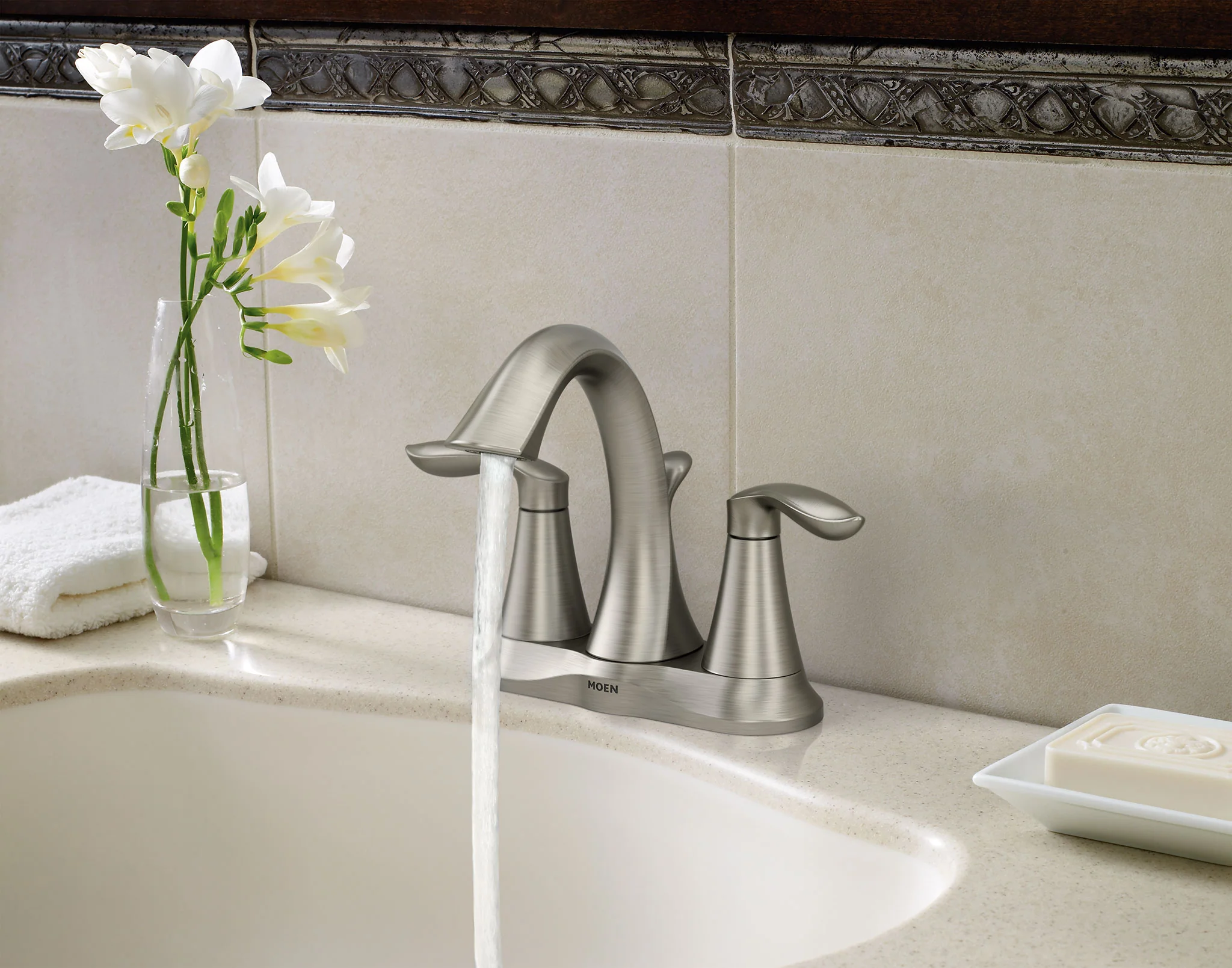 548-Eva-Two-handle-Centerset-Bathroom-Sink-Faucet-4.webp Eva Two-handle Centerset Bathroom Sink Faucet