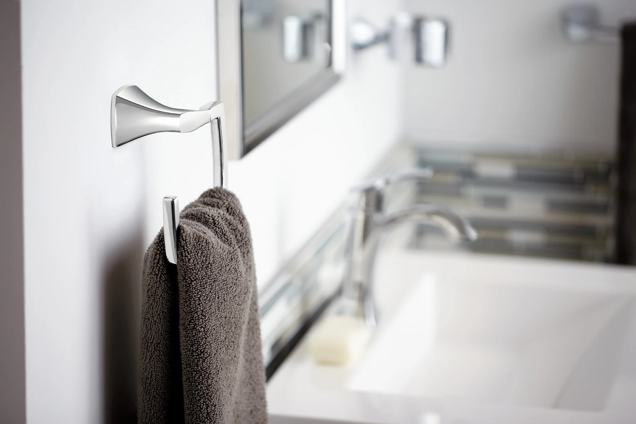 562-Voss-Towel-Ring-35.webp Voss Towel Ring