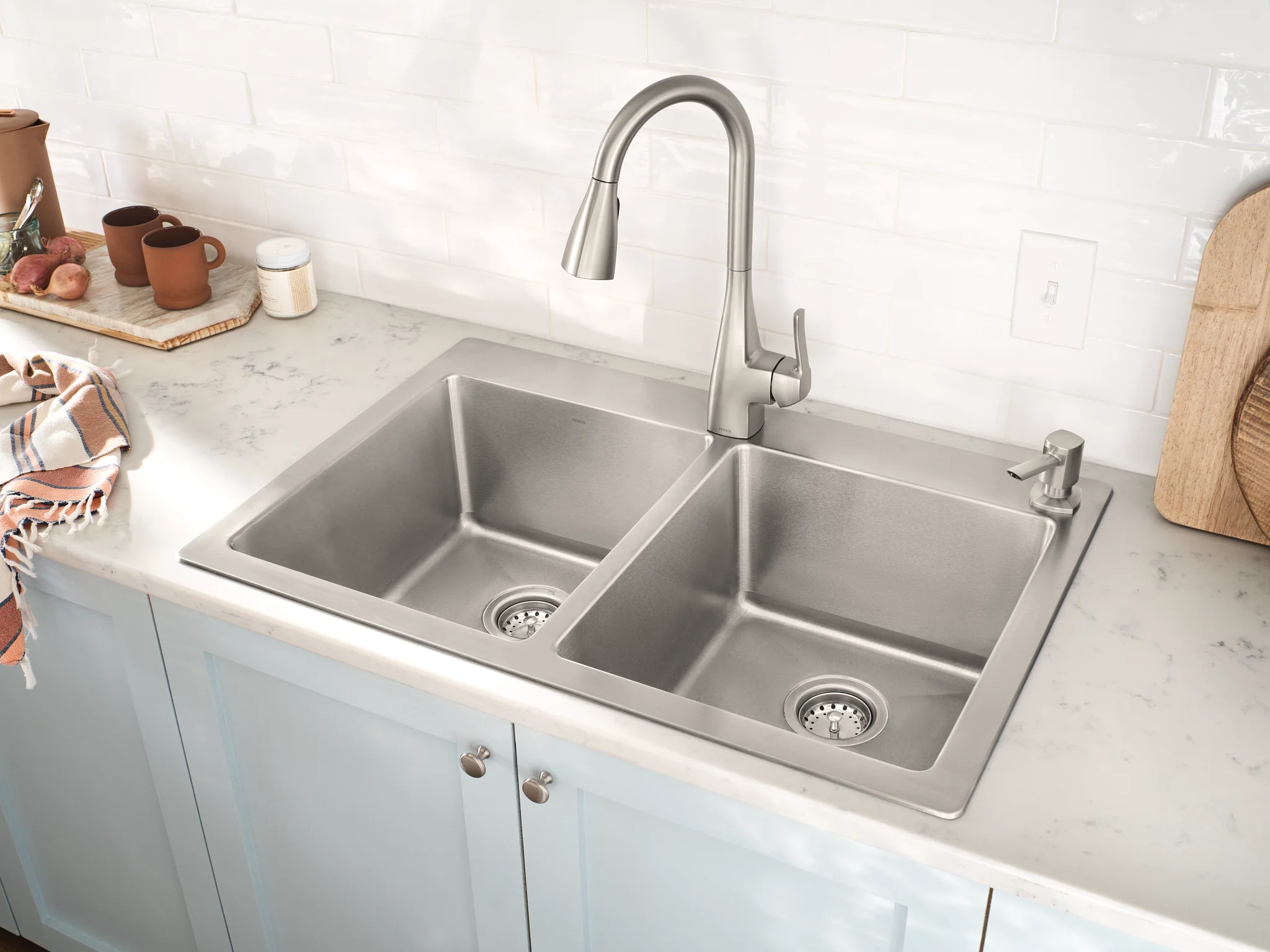 5639-33-x-22-Stainless-Steel-18-Gauge-Double-Bowl-Dualmount-Sink-10.webp 33" x 22" Stainless Steel 18 Gauge Double Bowl Dualmount Sink