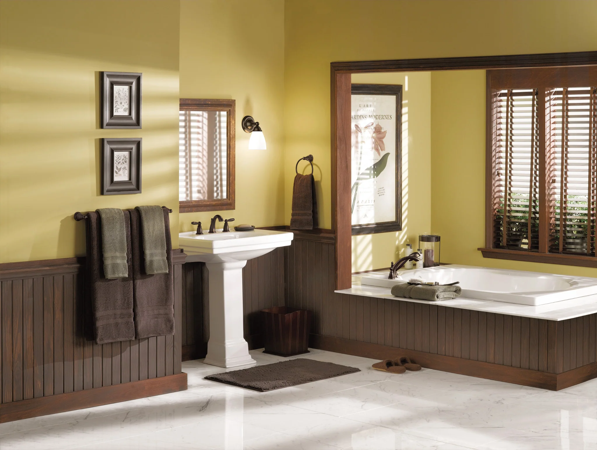 5690-Brantford-Chrome-Two-Handle-Low-Arc-Roman-Tub-Faucet-including-Handheld-Shower-2.webp Brantford Chrome Two-Handle Low Arc Roman Tub Faucet including Handheld Shower