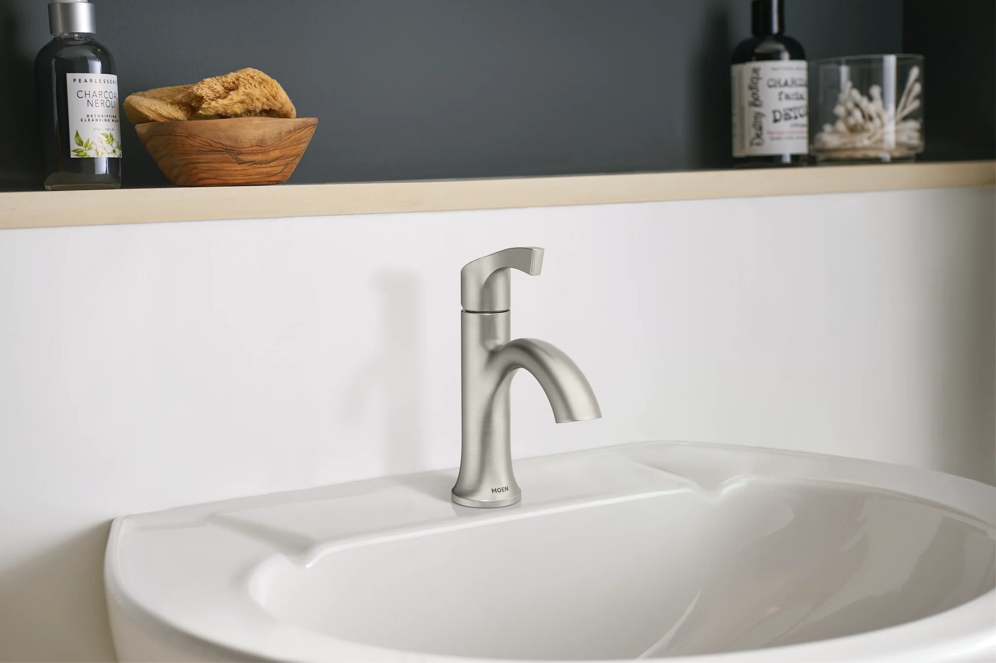 5843-KorekTM-Single-handle-Centerset-Bathroom-Sink-Faucet-2.webp Korek™ Single-handle Centerset Bathroom Sink Faucet