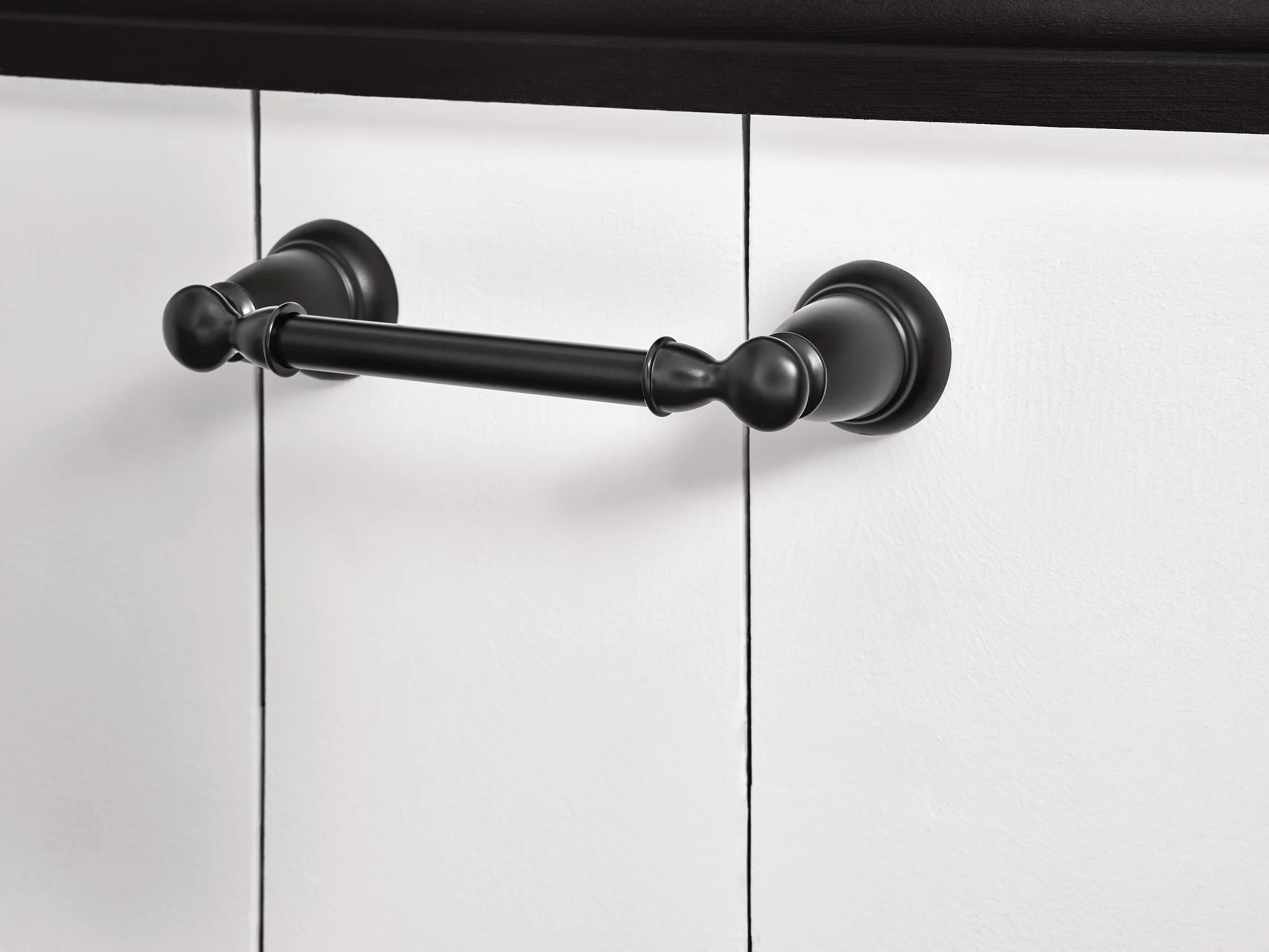 606-Banbury-Chrome-Pivoting-Toilet-Paper-Holder-17.webp Banbury Chrome Pivoting Toilet Paper Holder