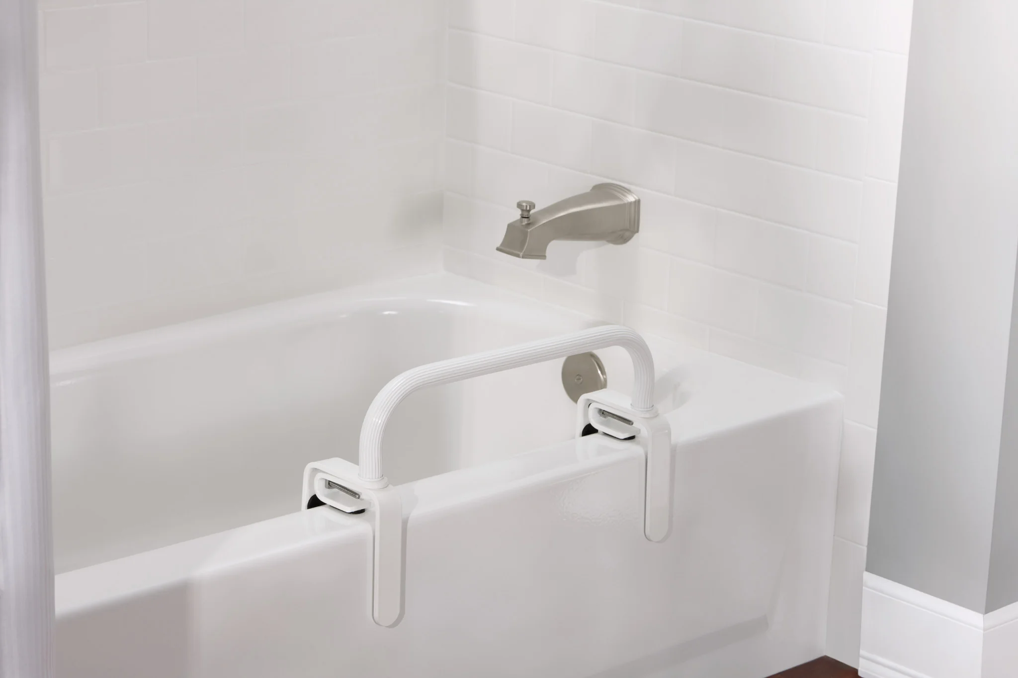 Moen Home Care Glacier Tub Safety Bar