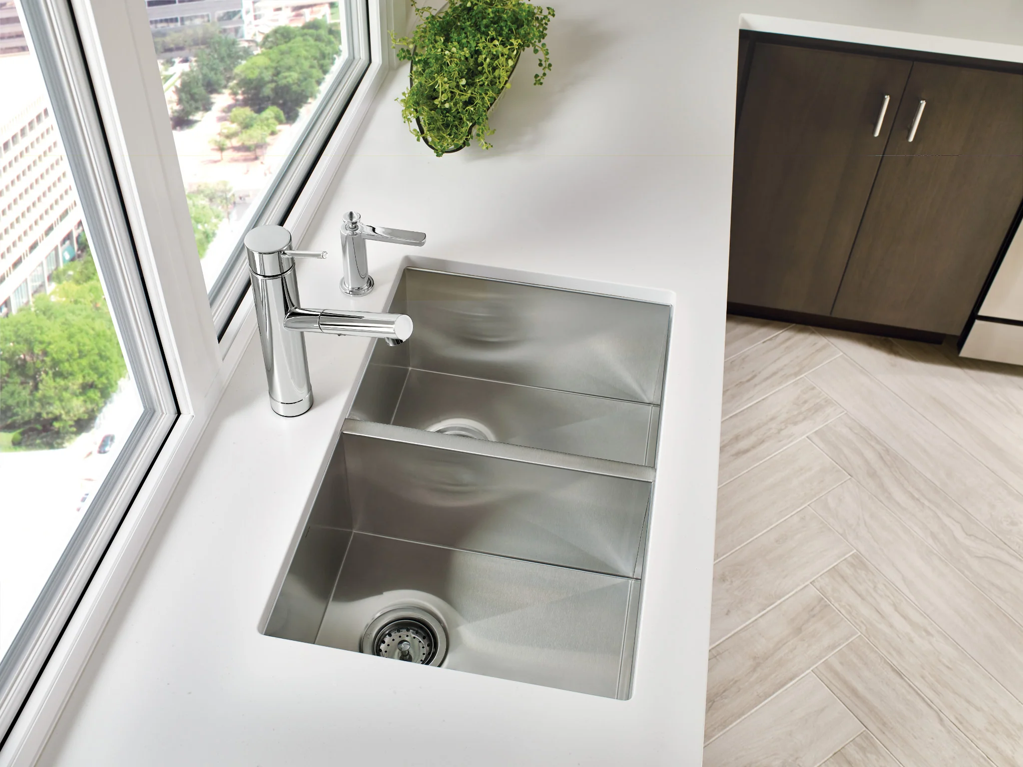 6474-Prep-32-Undermount-Double-Bowl-Sink-3.webp Prep 32" Undermount Double Bowl Sink