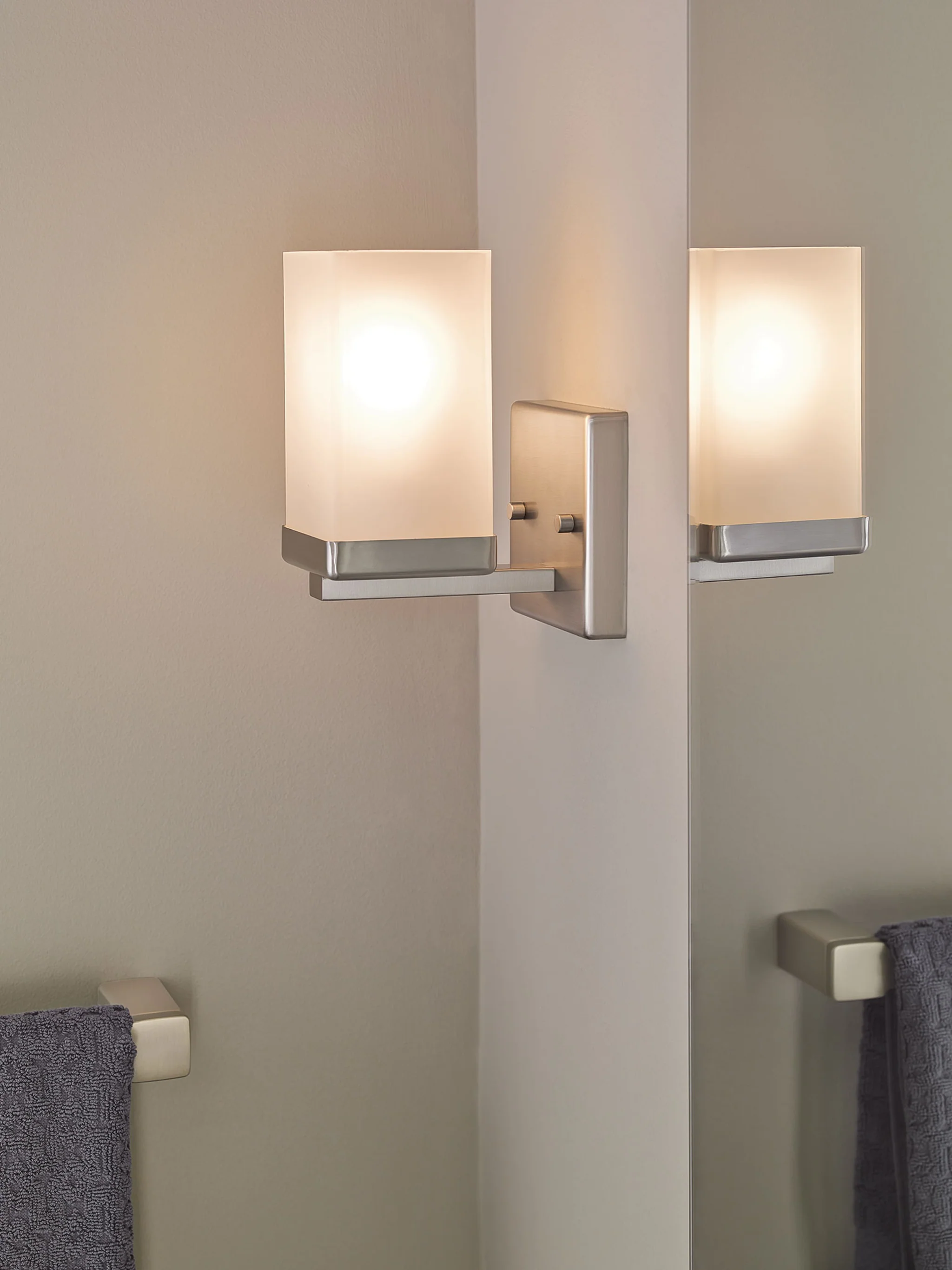 6729-90-Degree-Bath-Light-3.webp 90 Degree Bath Light