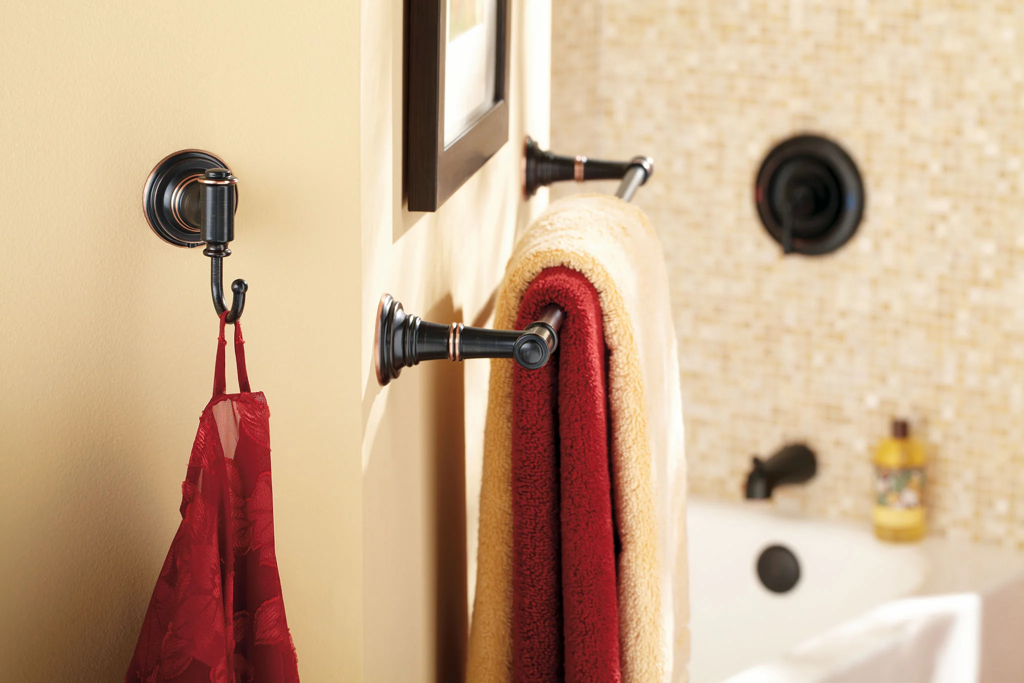 688-Banbury-Two-handle-Centerset-Bathroom-Sink-Faucet-16.webp Banbury Two-handle Centerset Bathroom Sink Faucet