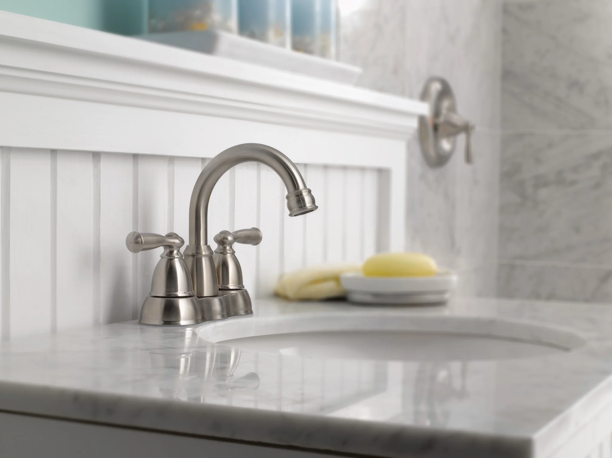 688-Banbury-Two-handle-Centerset-Bathroom-Sink-Faucet-6.webp Banbury Two-handle Centerset Bathroom Sink Faucet