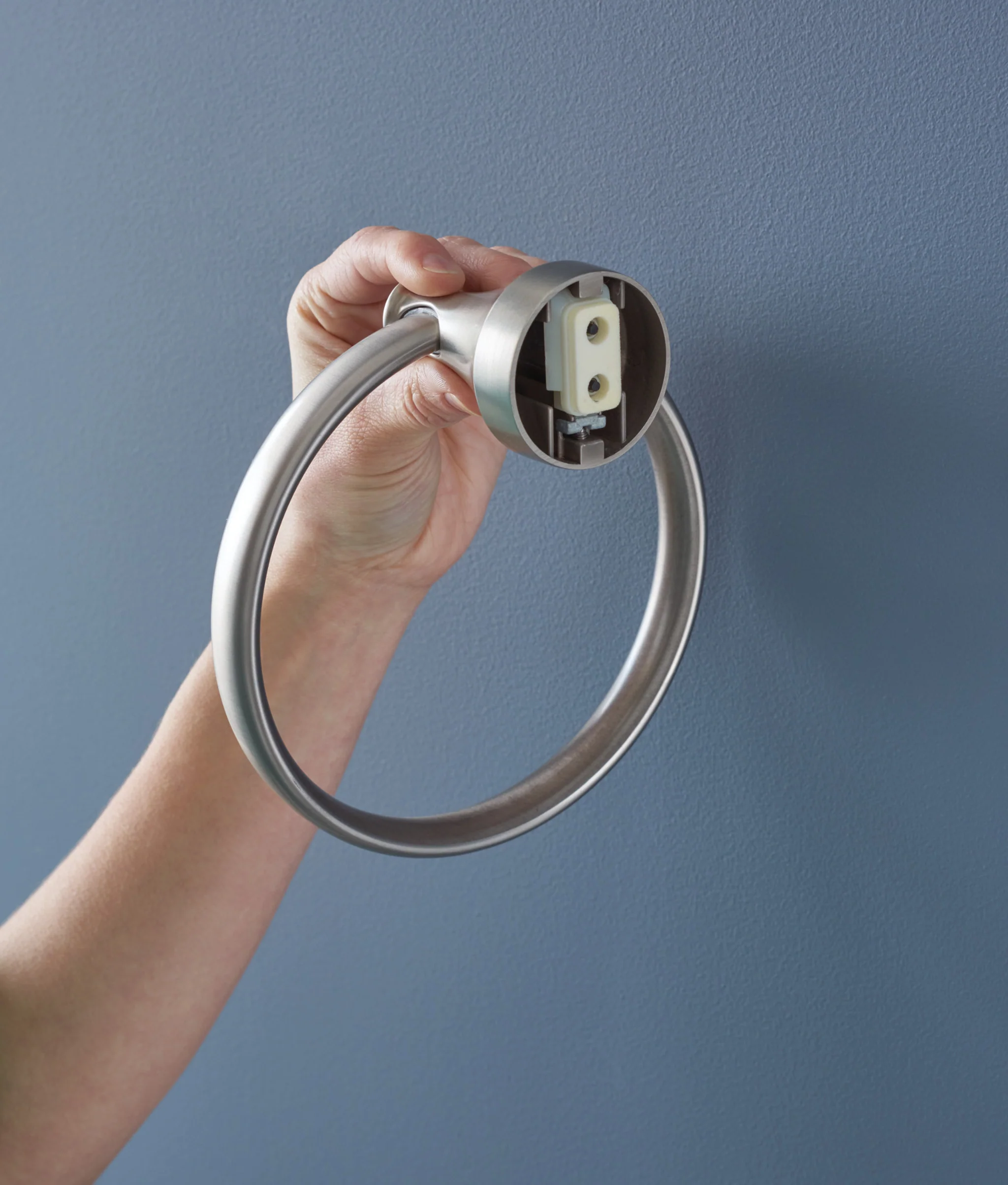 7037-Hamden-Spot-resist-brushed-nickel-Towel-Ring-7.webp Hamden Spot resist brushed nickel Towel Ring