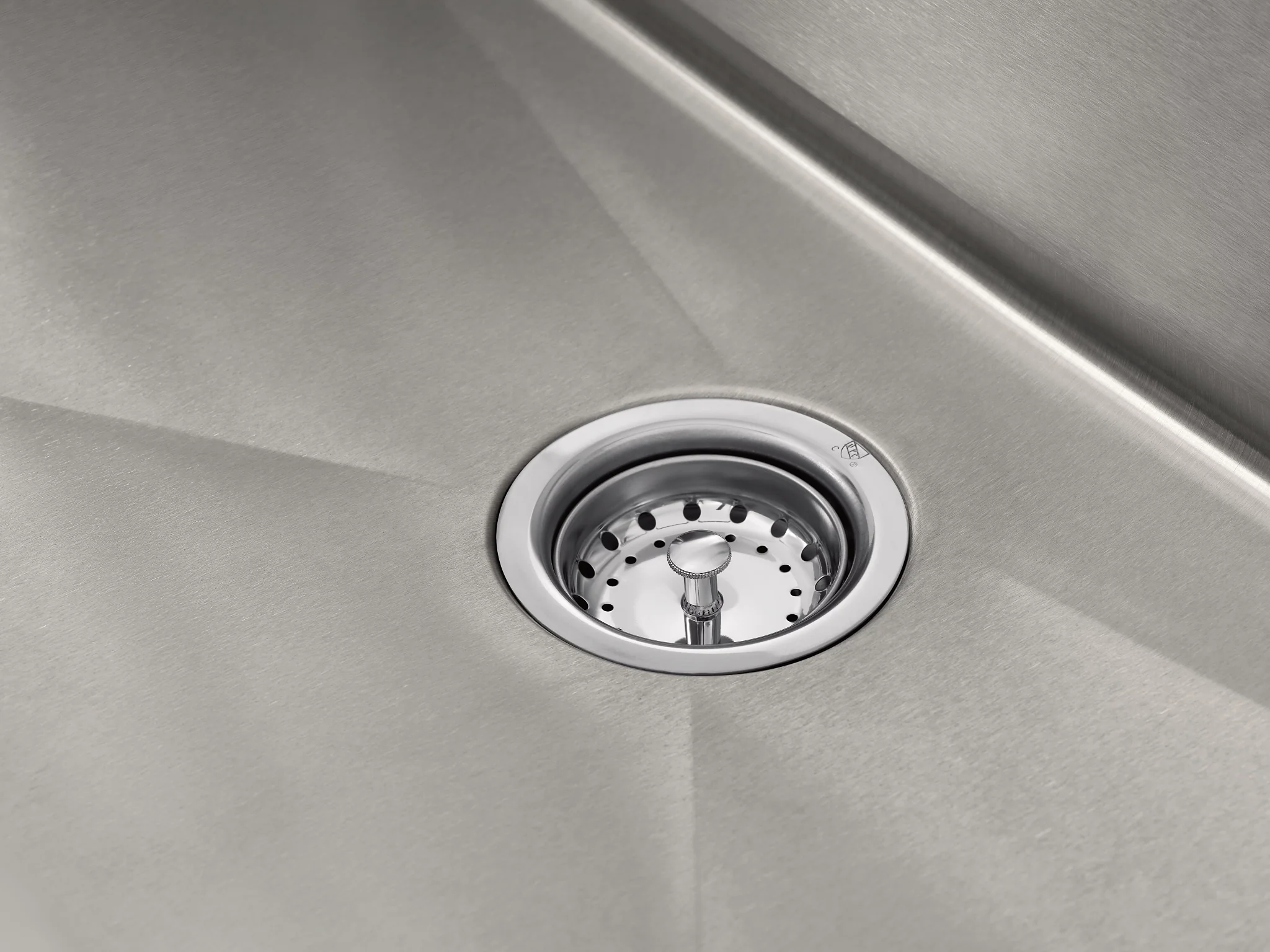 7041-33-x-22-Stainless-Steel-18-Gauge-Single-Bowl-Dualmount-Sink-and-Faucet-Combination-3.webp 33" x 22" Stainless Steel 18 Gauge Single Bowl Dualmount Sink and Faucet Combination