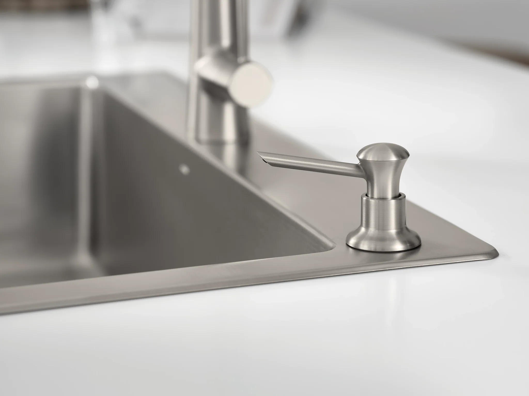 7041-33-x-22-Stainless-Steel-18-Gauge-Single-Bowl-Dualmount-Sink-and-Faucet-Combination-8.webp 33" x 22" Stainless Steel 18 Gauge Single Bowl Dualmount Sink and Faucet Combination