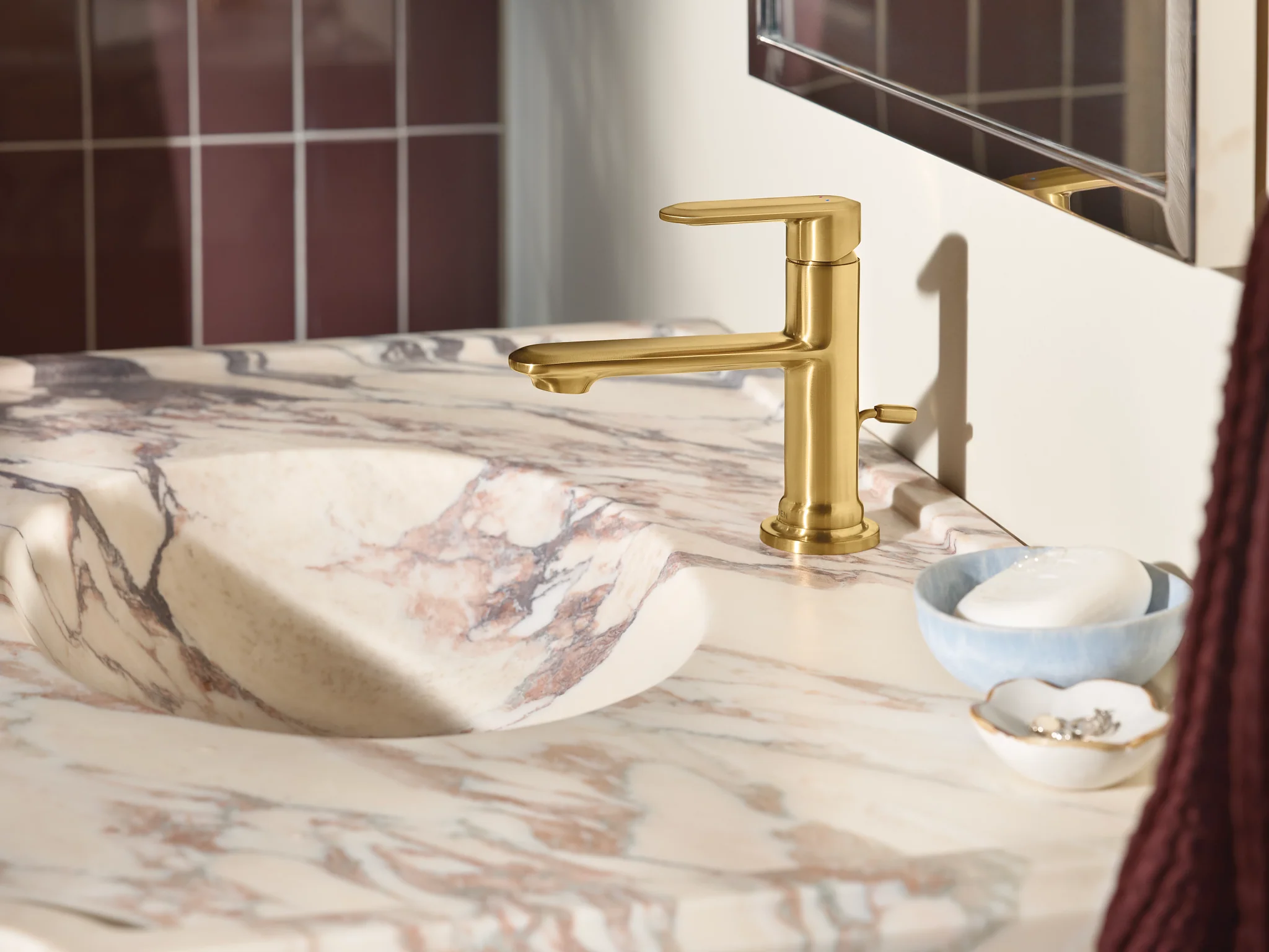 7310-Greenfield-One-handle-Bathroom-Sink-Faucet-4.webp Greenfield One-handle Bathroom Sink Faucet