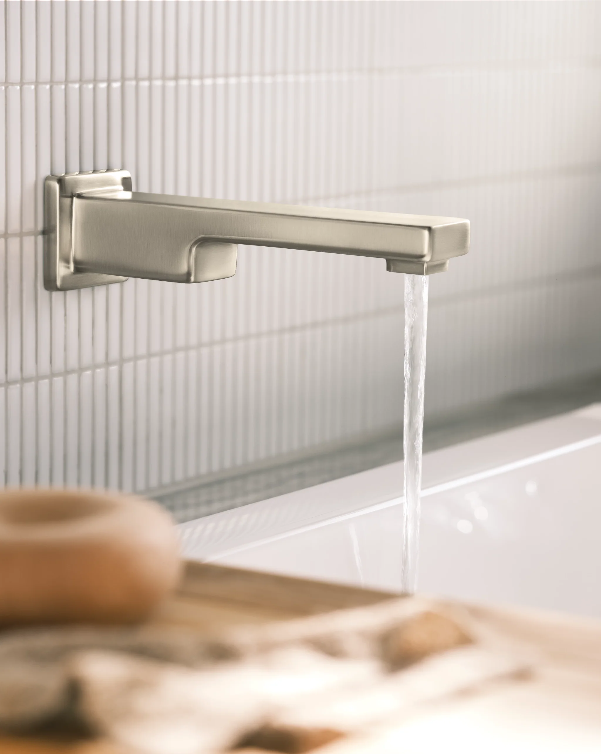 7389-90-Degree-Wall-Mount-Tub-Filler-Trim-6.webp 90 Degree Wall Mount Tub Filler Trim