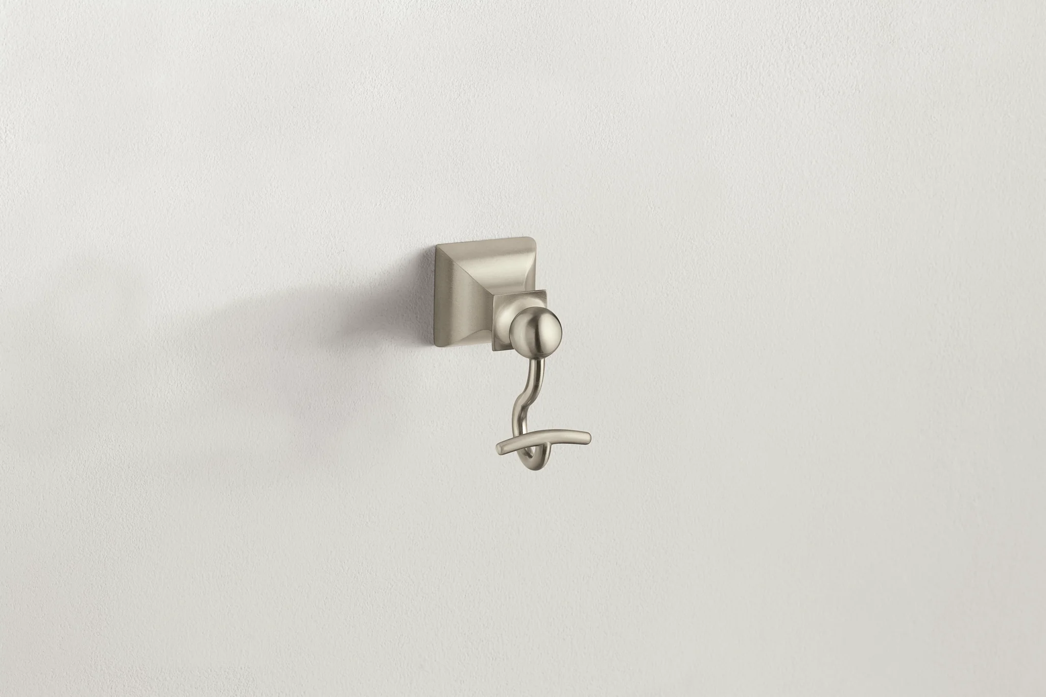 7413-Retreat-Chrome-Single-Robe-Hook-3.webp Retreat Chrome Single Robe Hook