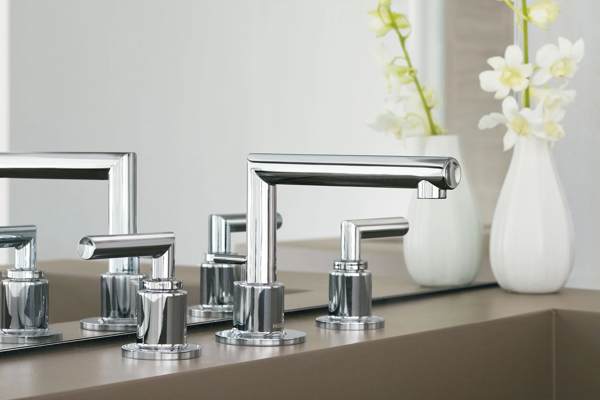 7464-Arris-Chrome-Two-Handle-Low-Arc-Bathroom-Faucet-16.webp Arris Chrome Two-Handle Low Arc Bathroom Faucet