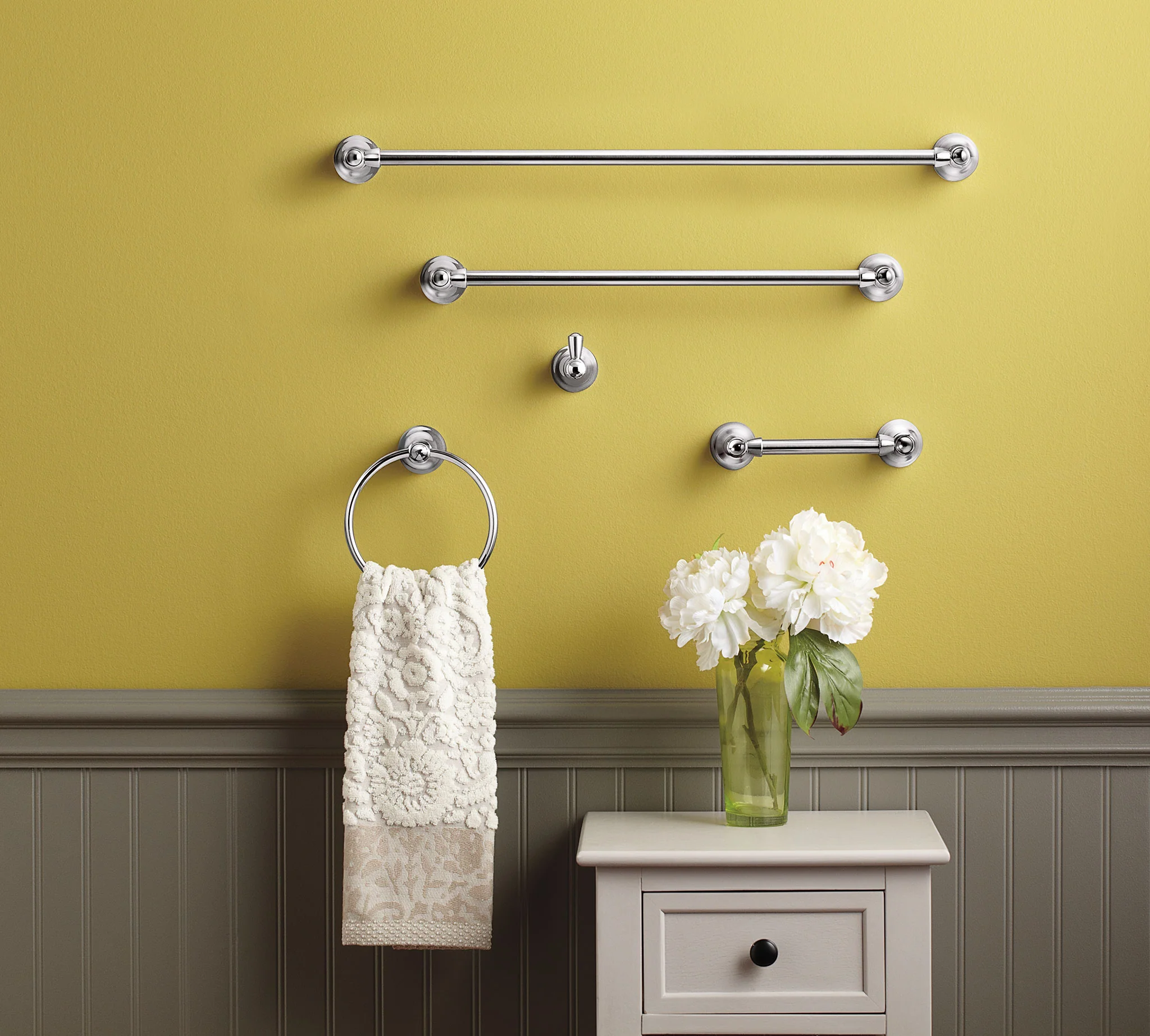 7693-Traditional-Chrome-Pivoting-Toilet-Paper-Holder-2.webp Traditional Chrome Pivoting Toilet Paper Holder