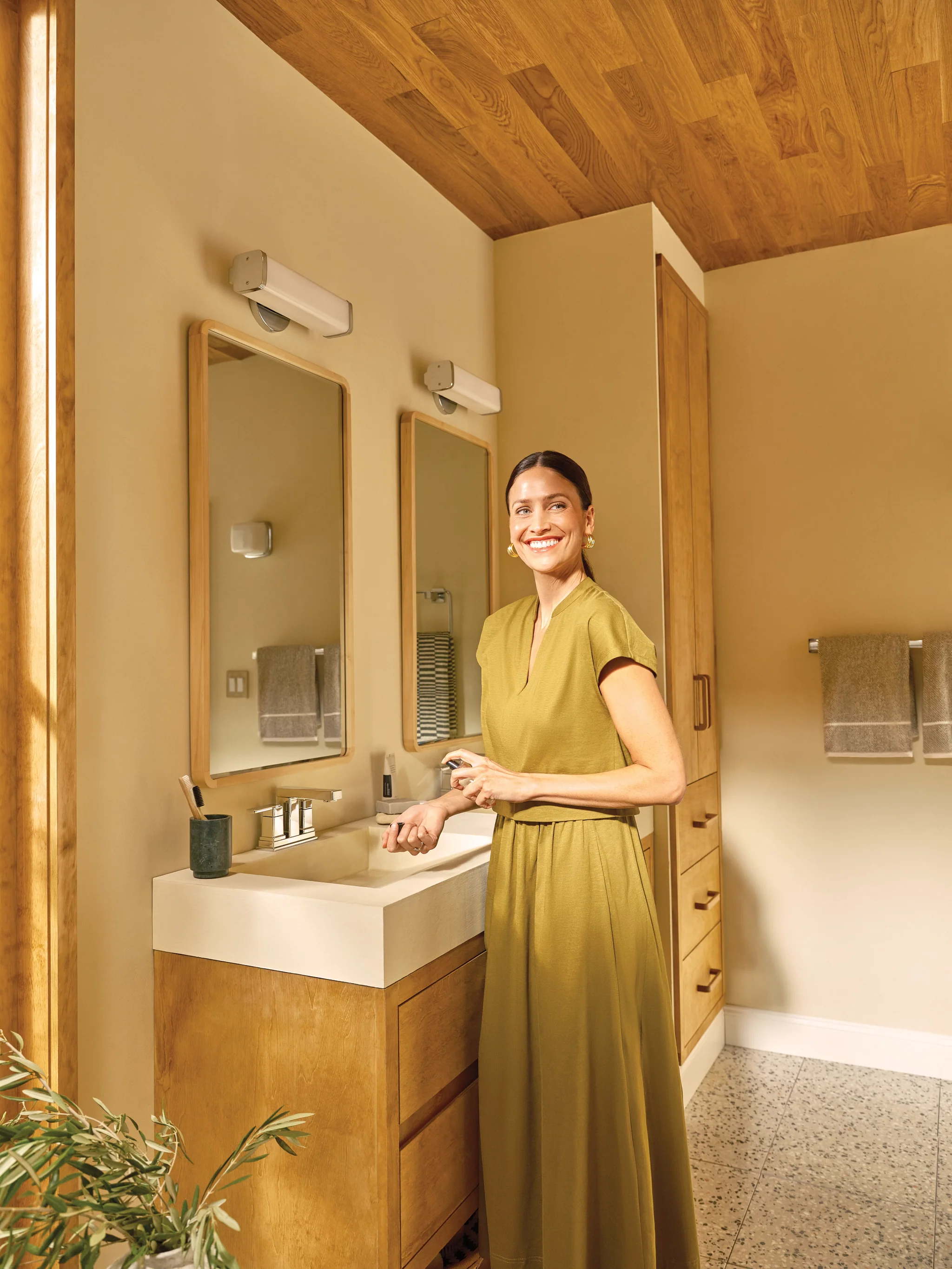 7699-Iver-Two-handle-Centerset-Bathroom-Sink-Faucet-10.webp Iver Two-handle Centerset Bathroom Sink Faucet