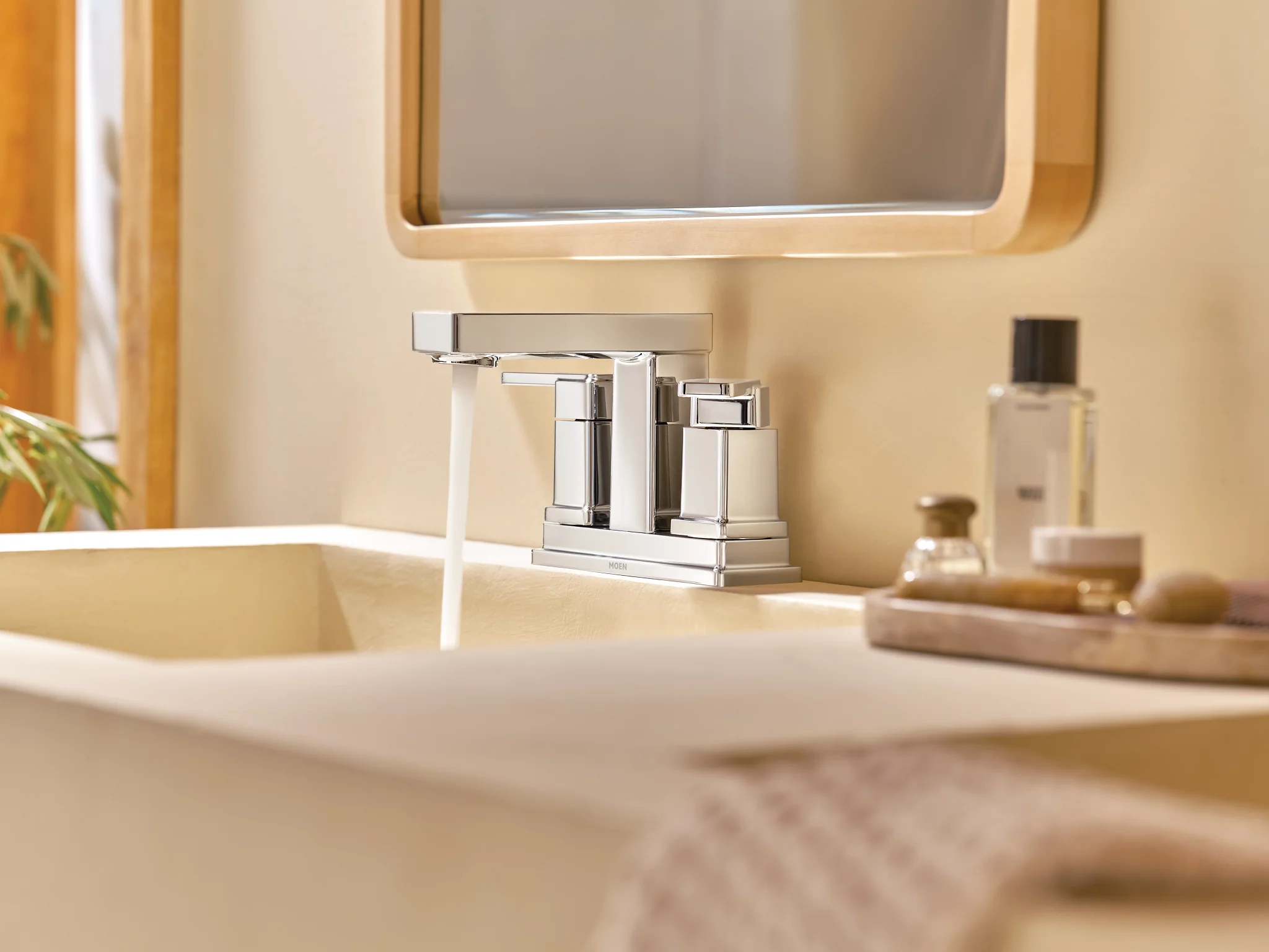 7699-Iver-Two-handle-Centerset-Bathroom-Sink-Faucet-16.webp Iver Two-handle Centerset Bathroom Sink Faucet