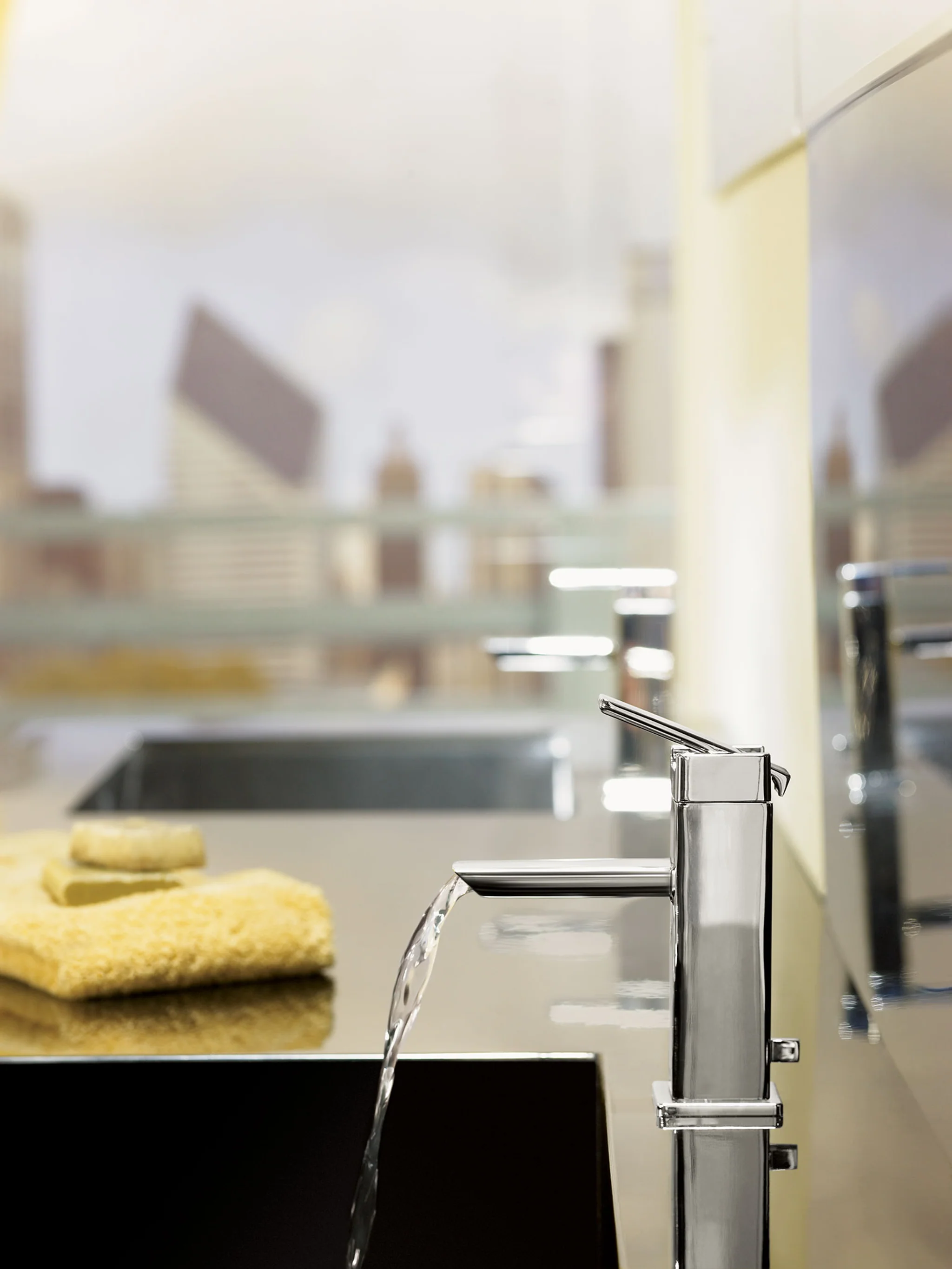 8224-90-Degree-Chrome-One-Handle-Low-Arc-Bathroom-Faucet-9.webp 90 Degree Chrome One-Handle Low Arc Bathroom Faucet
