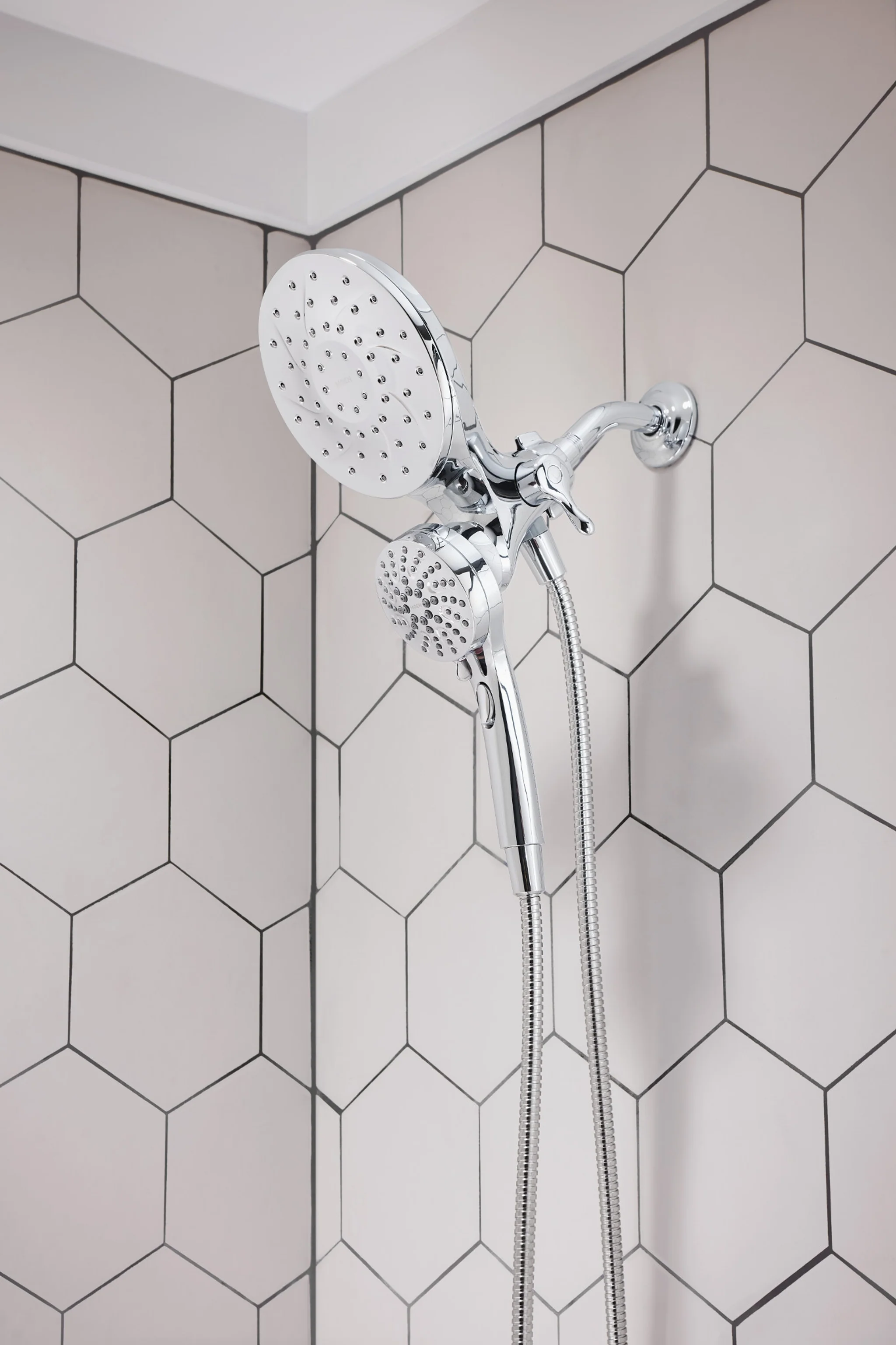 830-Engage-Six-Function-Conbination-Showerhead-With-Handheld-Shower-4.webp Engage Six-Function Conbination Showerhead With Handheld Shower