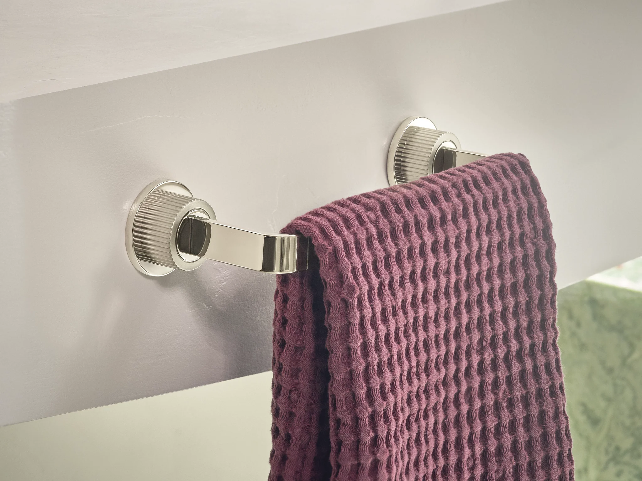 8412-Cambium-Chrome-hand-towel-bar-3.webp Cambium Chrome hand towel bar
