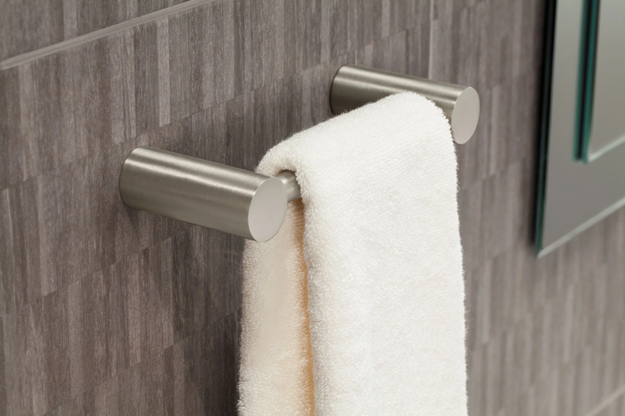 854-Align-Hand-Towel-Bar-16.webp Align Hand Towel Bar