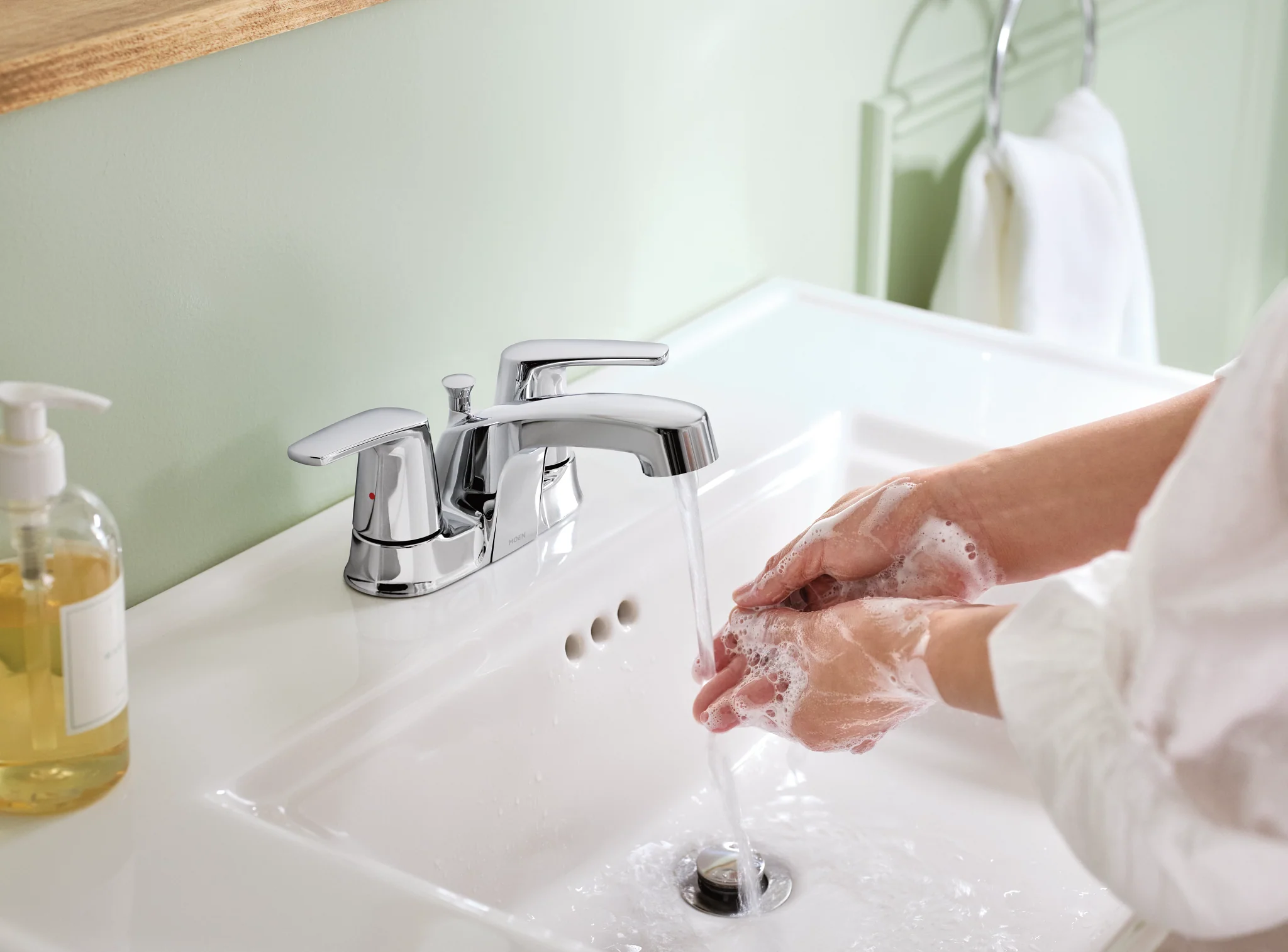8706-Chateau-Chrome-two-handle-low-arc-bathroom-faucet-8.webp Chateau Chrome two-handle low arc bathroom faucet
