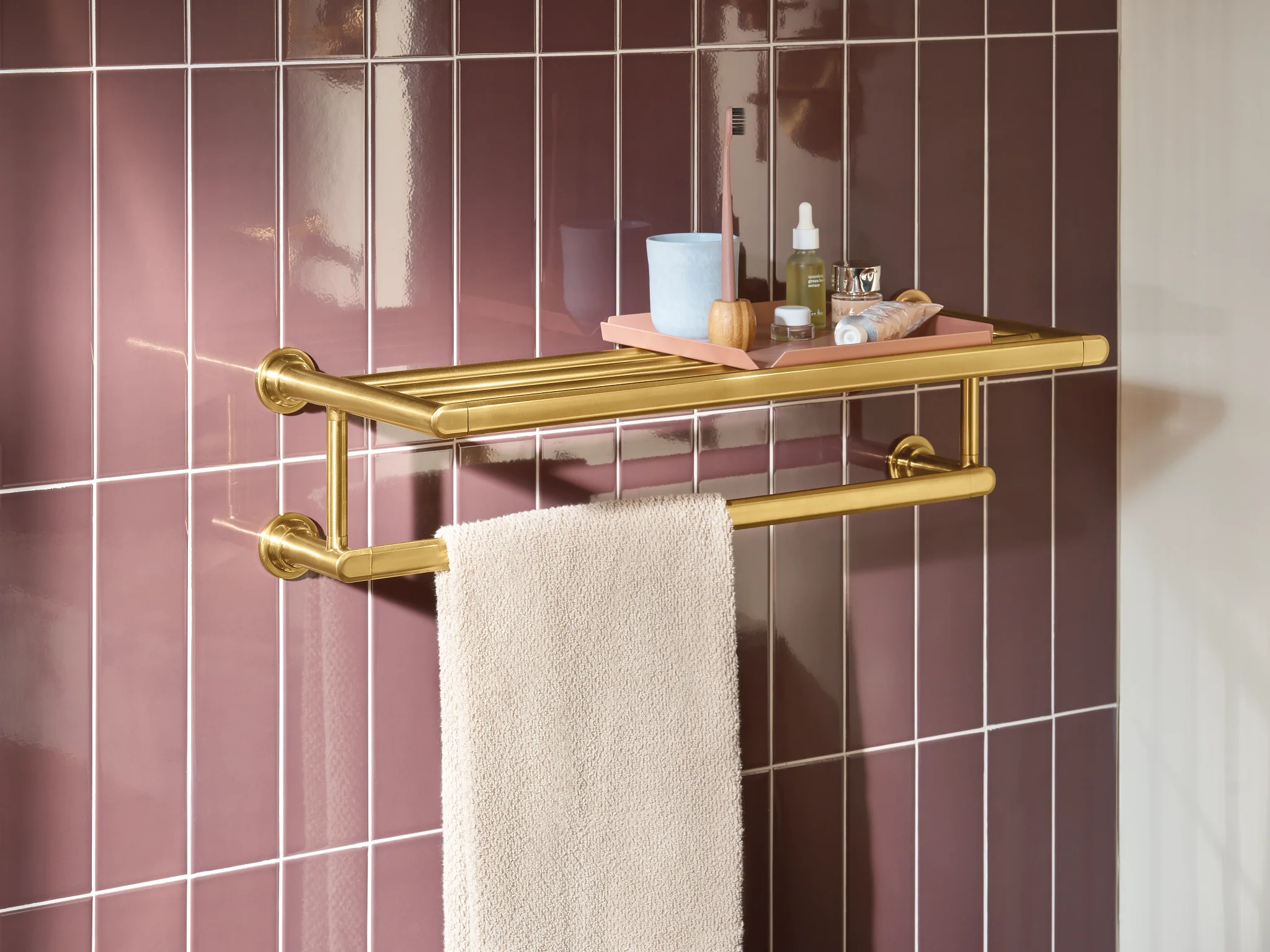 8771-Greenfield-Chrome-towel-shelf-3.webp Greenfield Chrome towel shelf