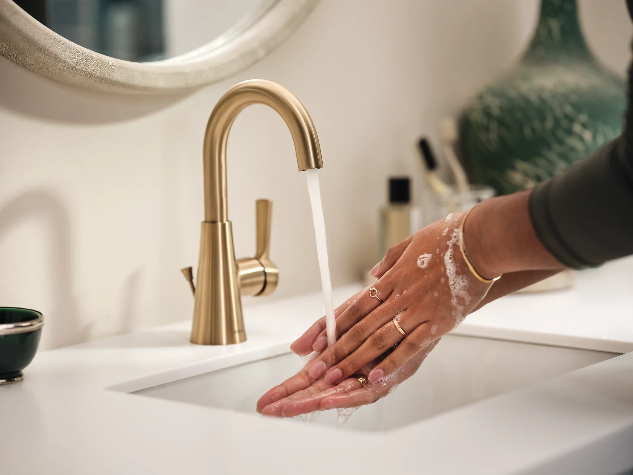 8795-Jase-One-handle-Single-Hole-Bathroom-Sink-Faucet-2.webp Jase One-handle Single Hole Bathroom Sink Faucet