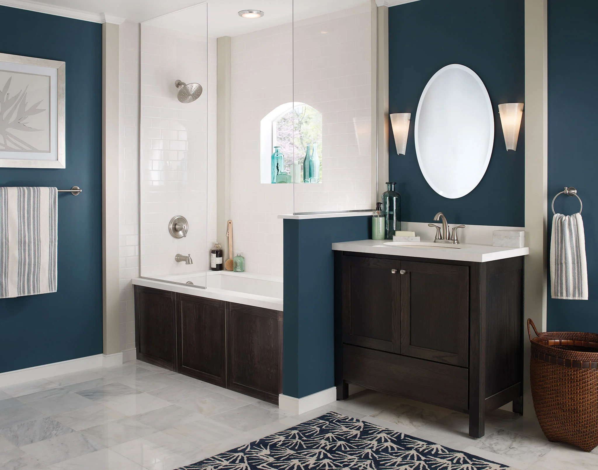 8817-Varese-Two-handle-Centerset-Bathroom-Sink-Faucet-3.webp Varese Two-handle Centerset Bathroom Sink Faucet