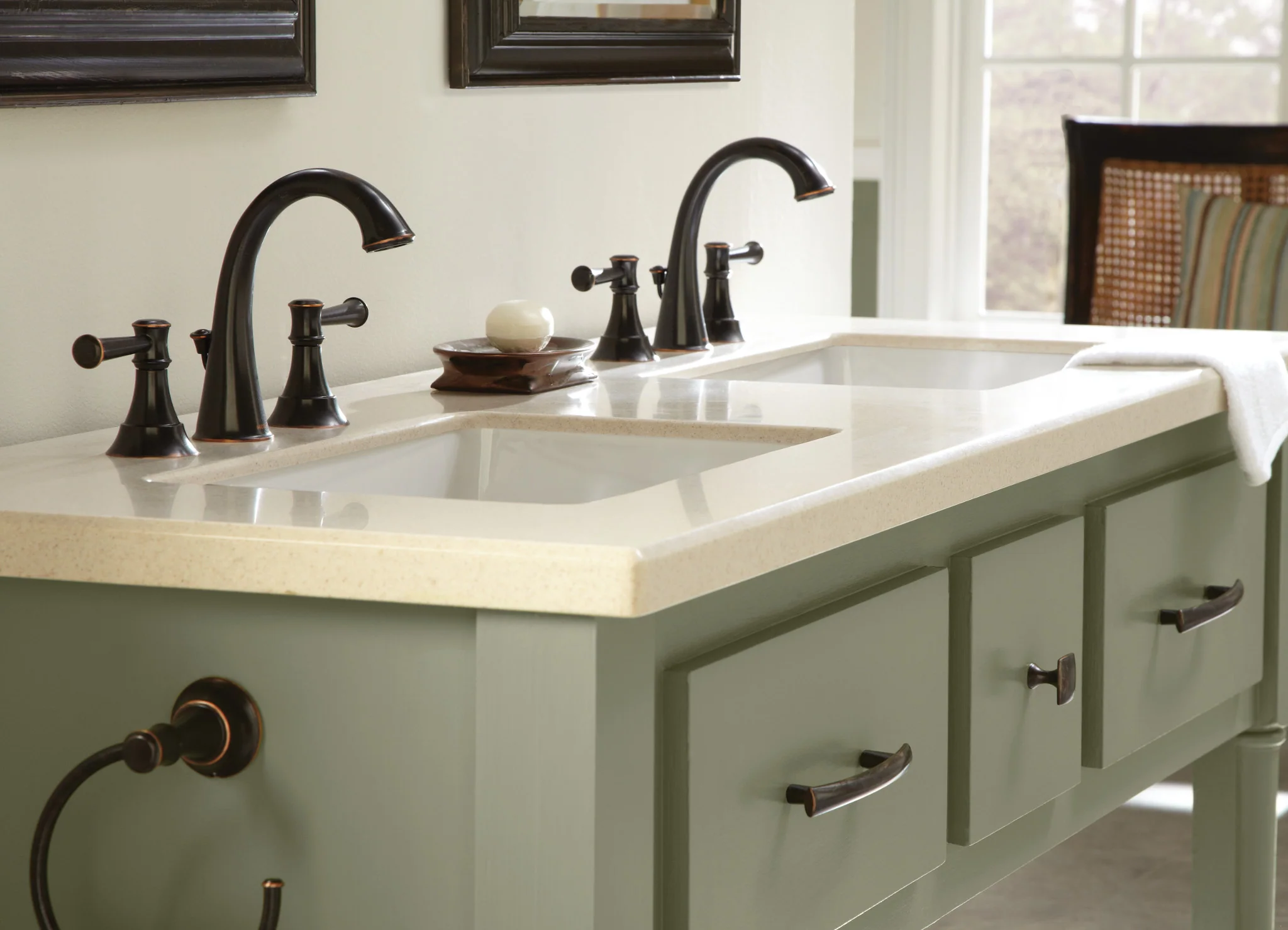 8824-Ashville-Two-handle-Centerset-Bathroom-Sink-Faucet-3.webp Ashville Two-handle Centerset Bathroom Sink Faucet