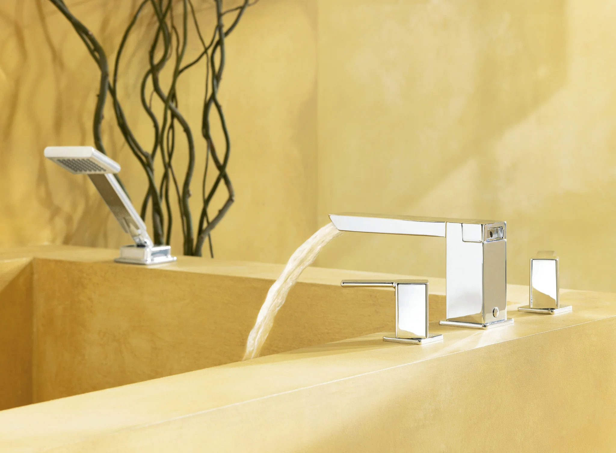 90 Degree Chrome Two-Handle High Arc Roman Tub Faucet