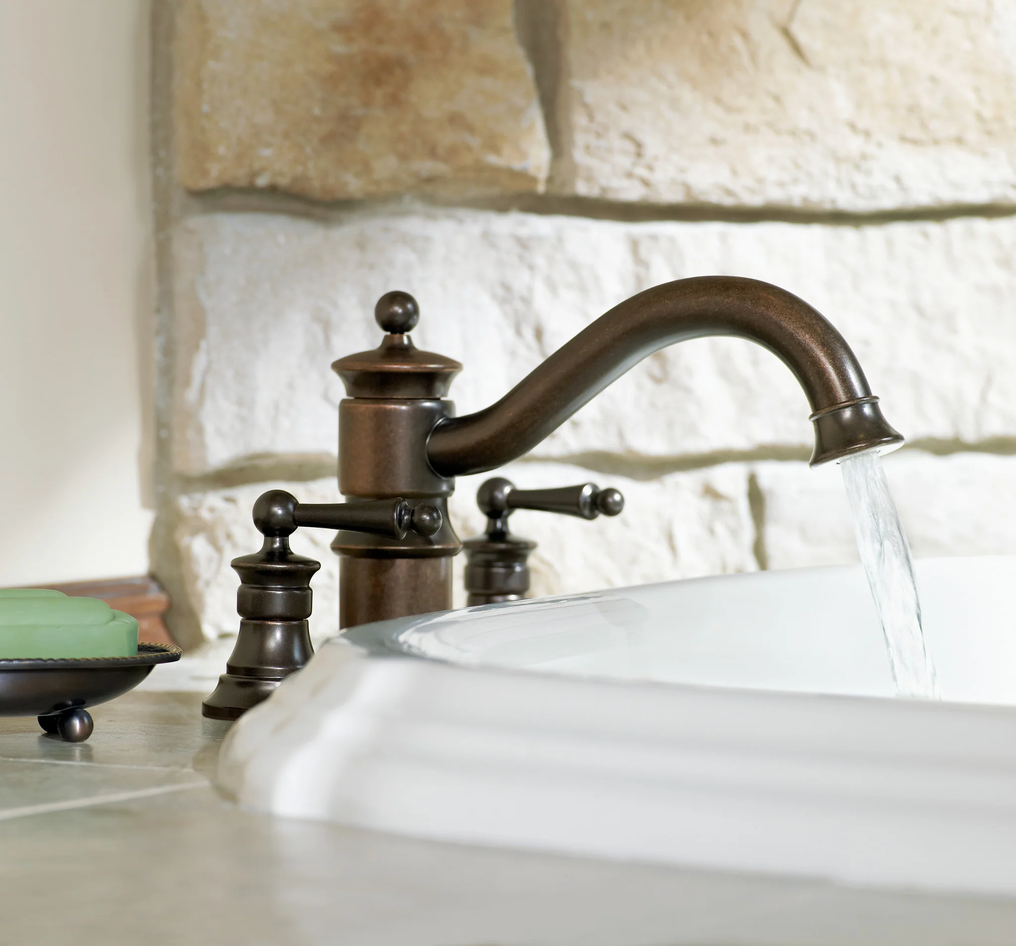 9284-Waterhill-Chrome-two-handle-high-arc-roman-tub-faucet-includes-hand-shower-8.webp Waterhill Chrome two-handle high arc roman tub faucet includes hand shower