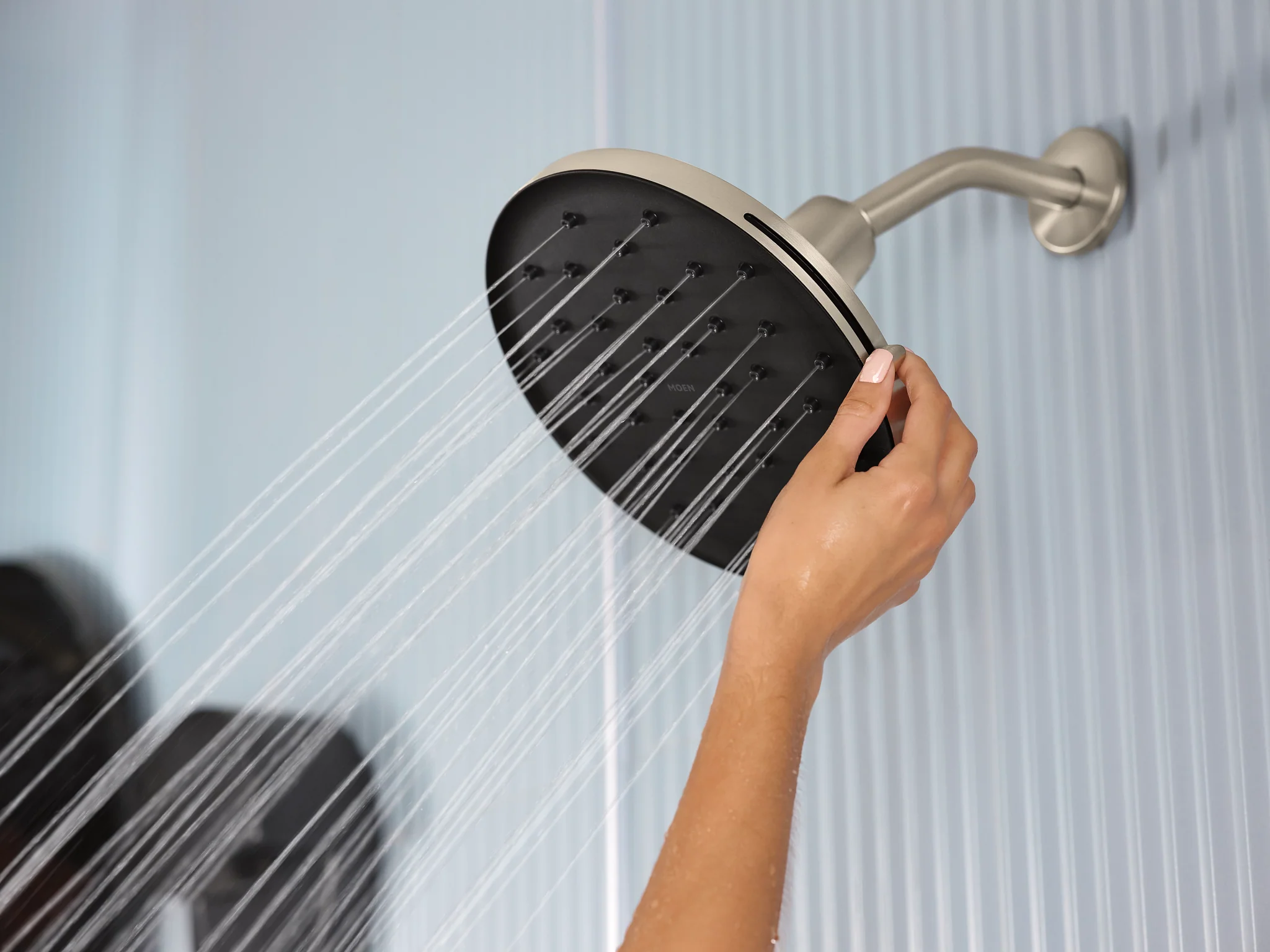 946-Verso-Adjustable-9-Diameter-Spray-Head-Rainshower-45.webp Verso Adjustable 9" Diameter Spray Head Rainshower